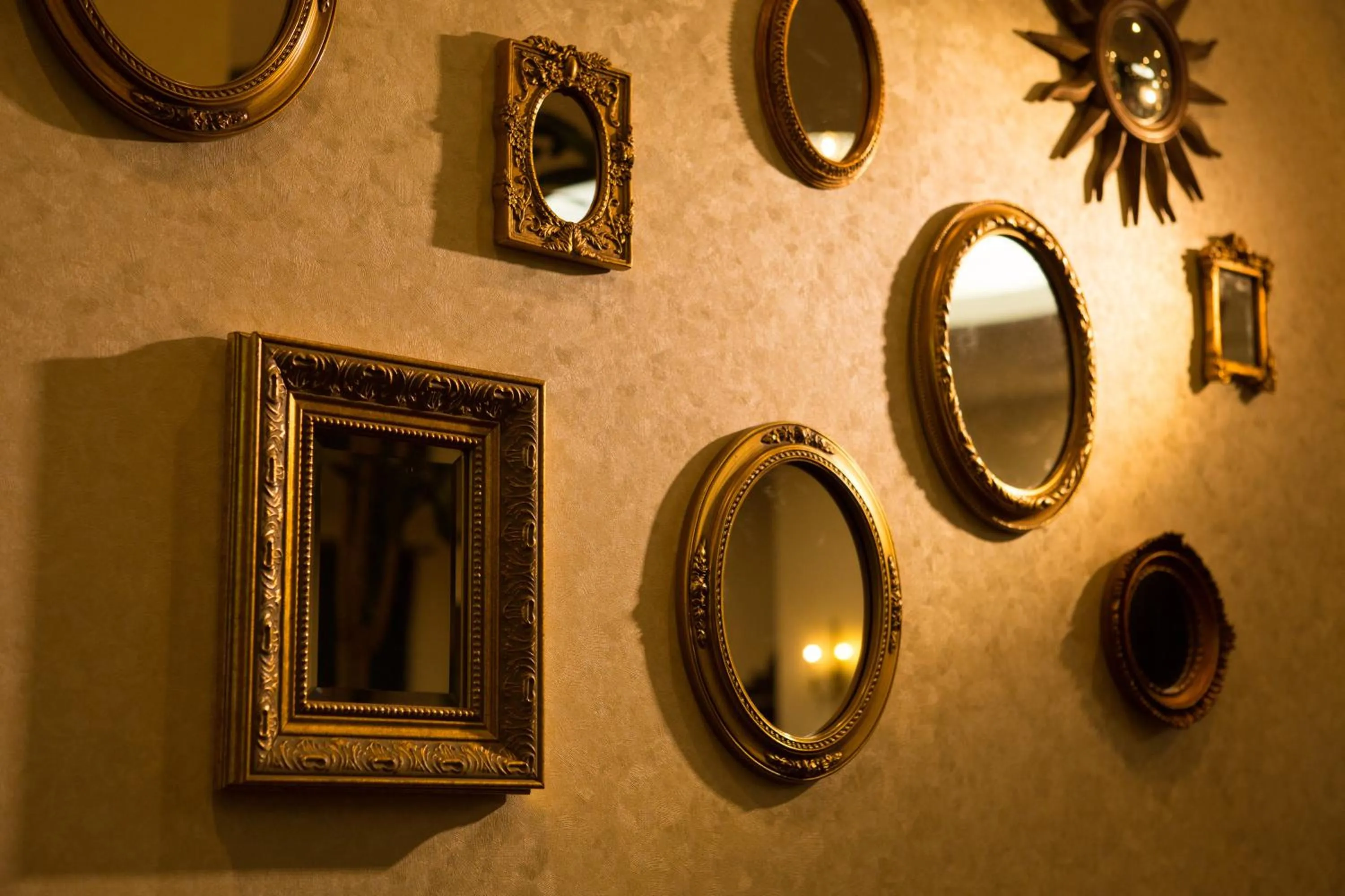 Decorative detail in Dukes Hotel Hakata