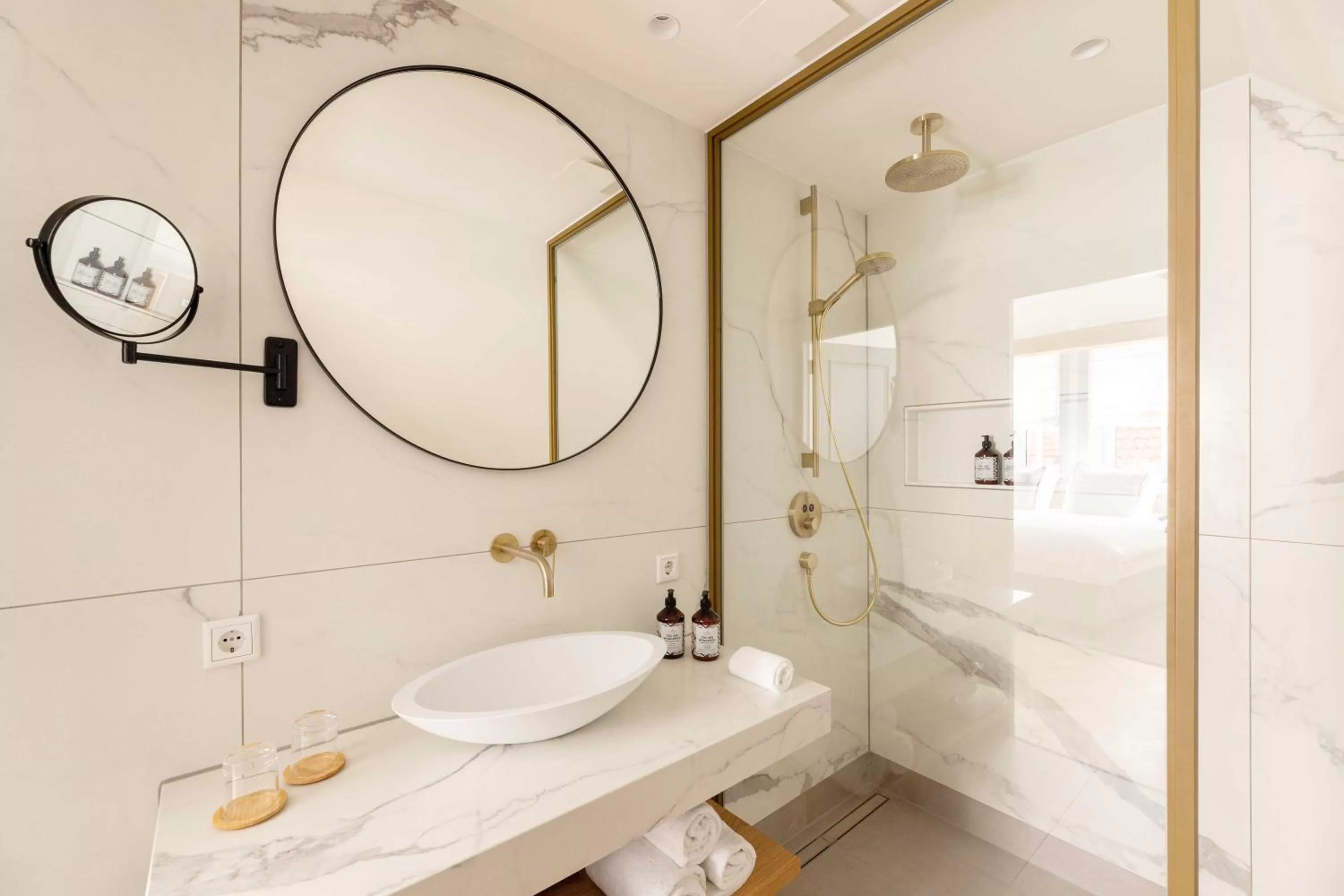 Bathroom in Aparthotel Hattem