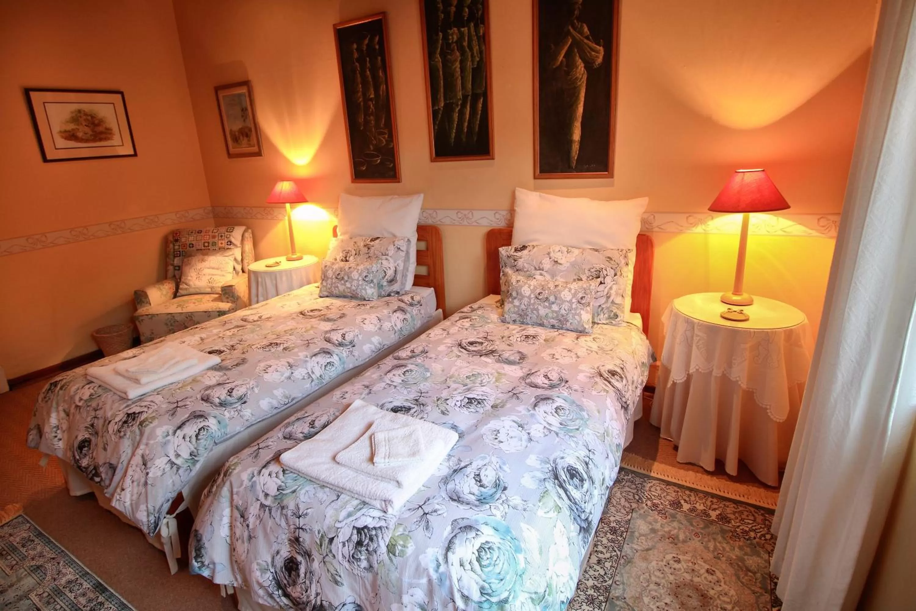 Bedroom, Bed in Squirrels Corner