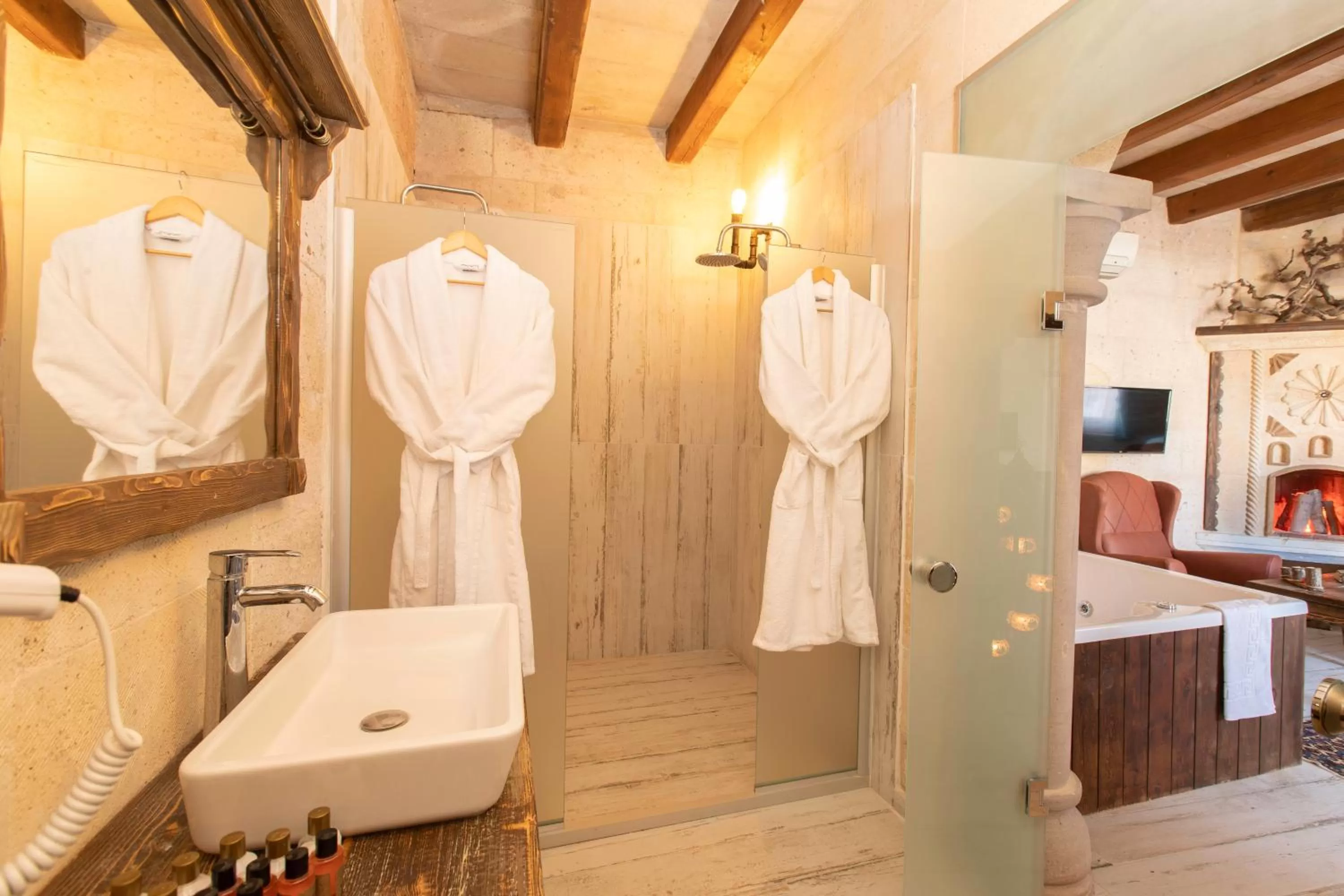 Bathroom in Maron Stone House
