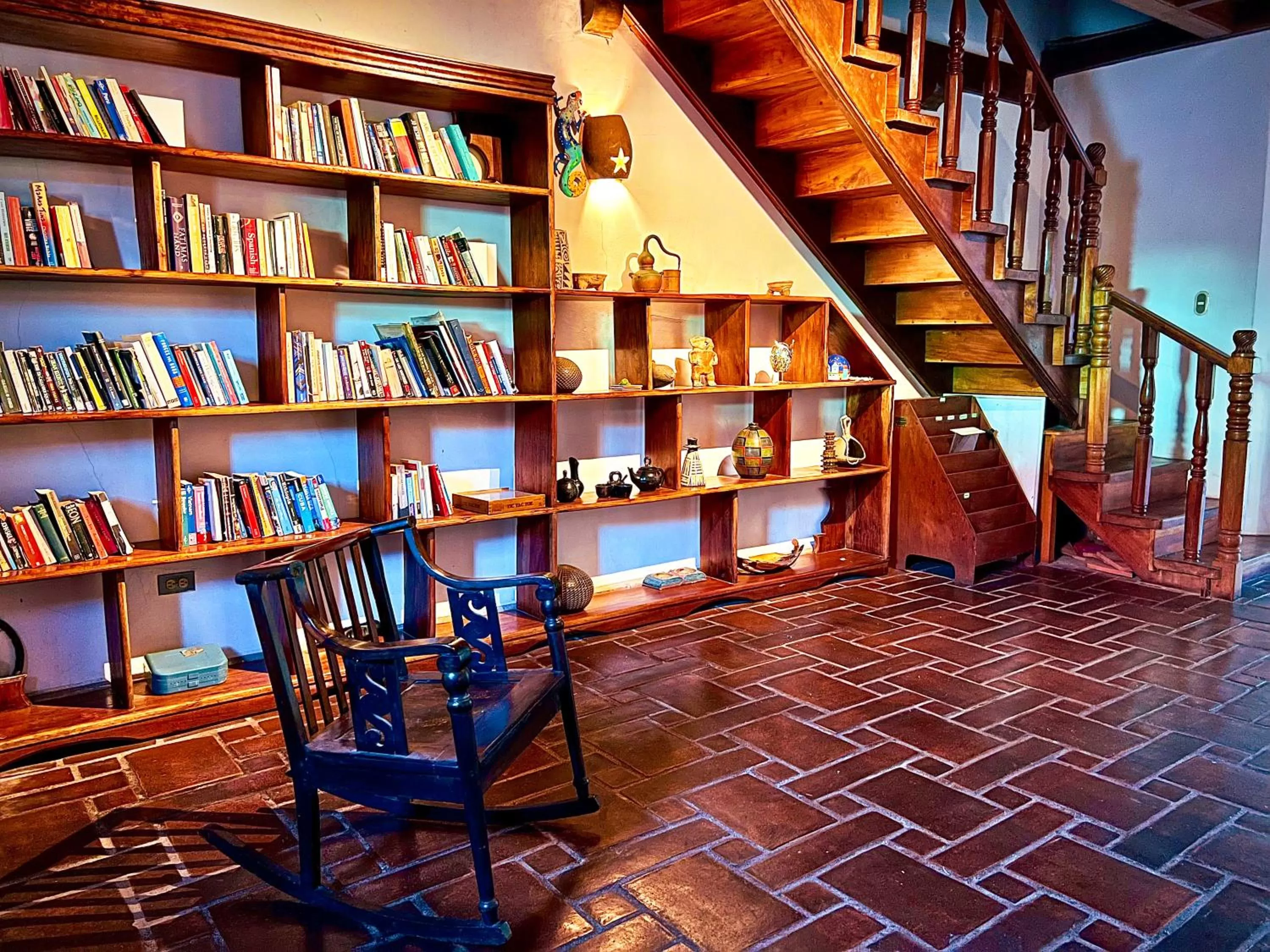 Seating area, Library in Miss Margrits