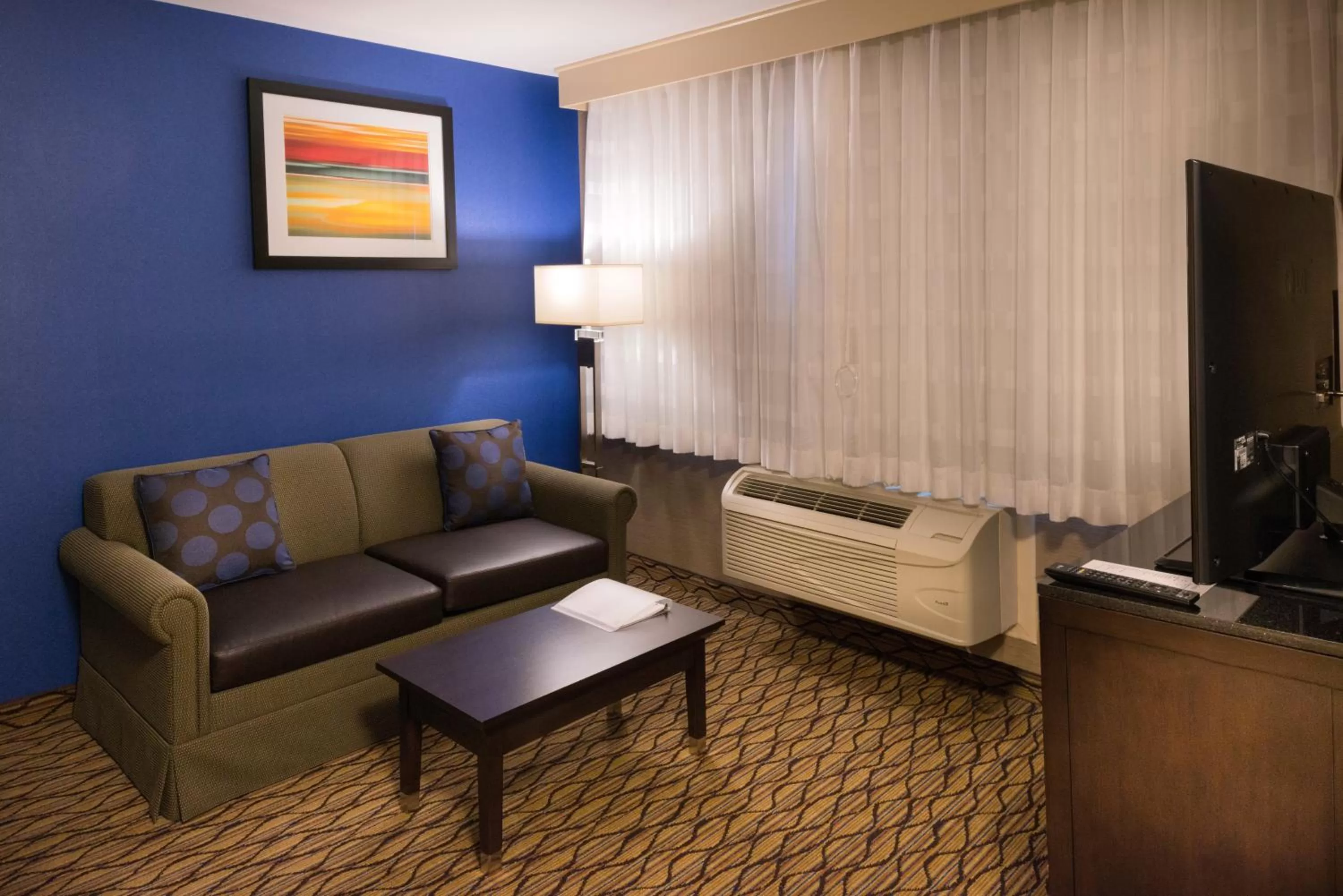 Photo of the whole room in Holiday Inn Express & Suites Pasadena - Los Angeles by IHG
