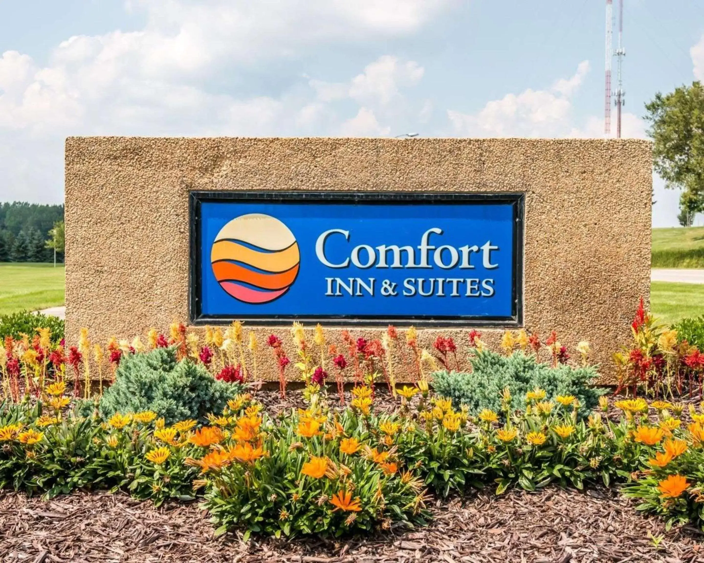 Comfort Inn & Suites and Conference Center Comfort Inn & Suites and Conference Center