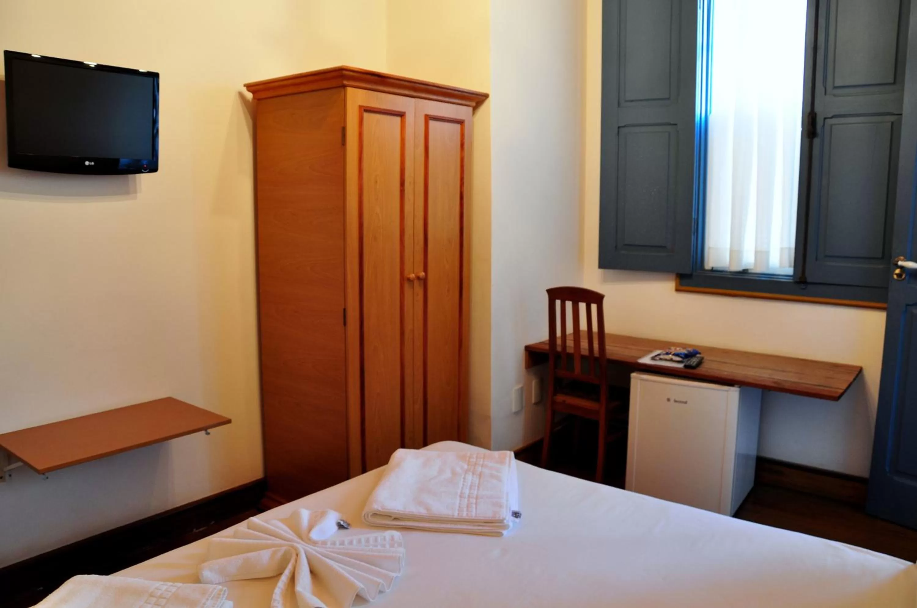 Street view, Bed in Hotel Solar de Maria