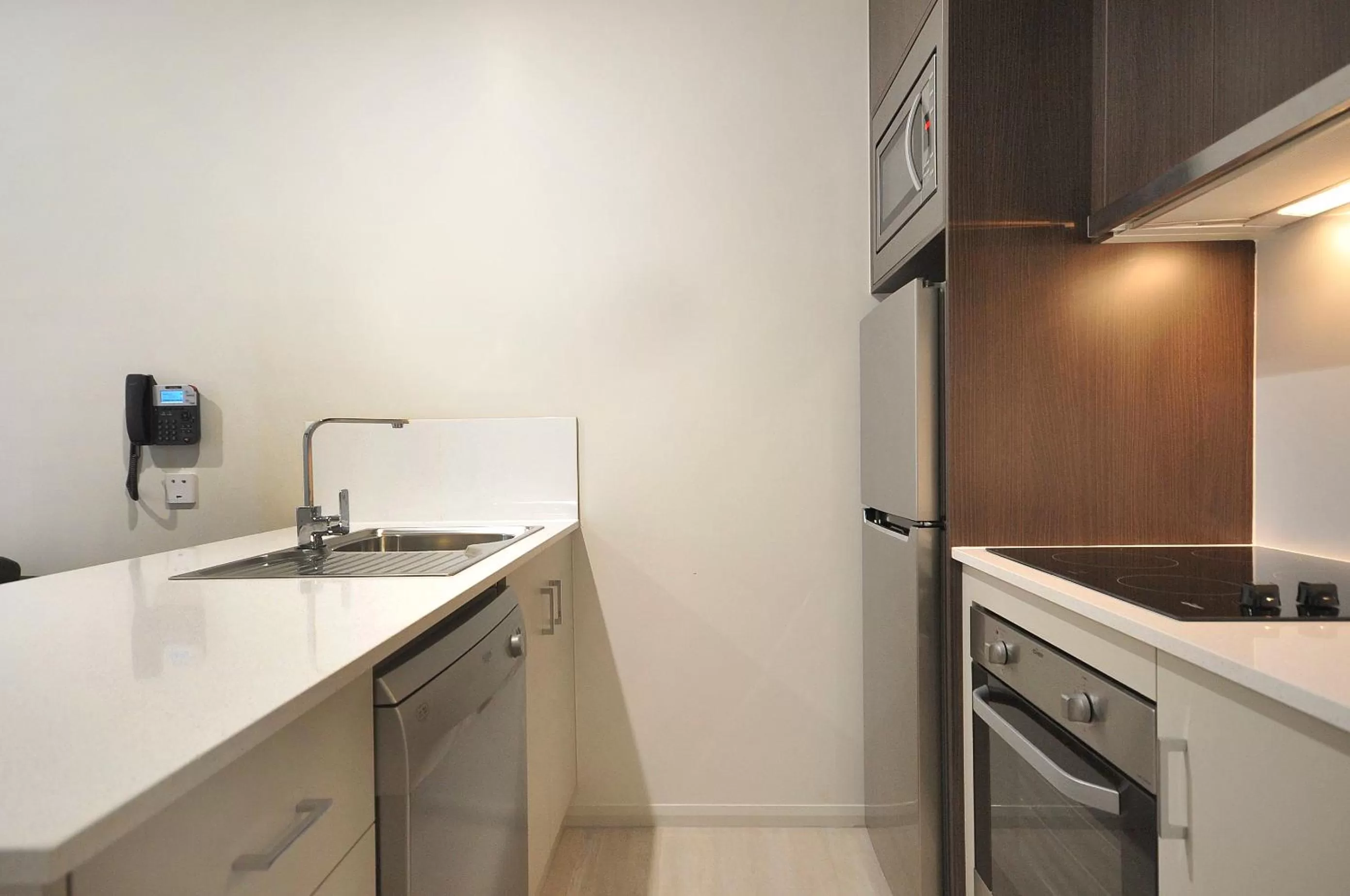 Kitchen or kitchenette in Northpoint Motel Apartments