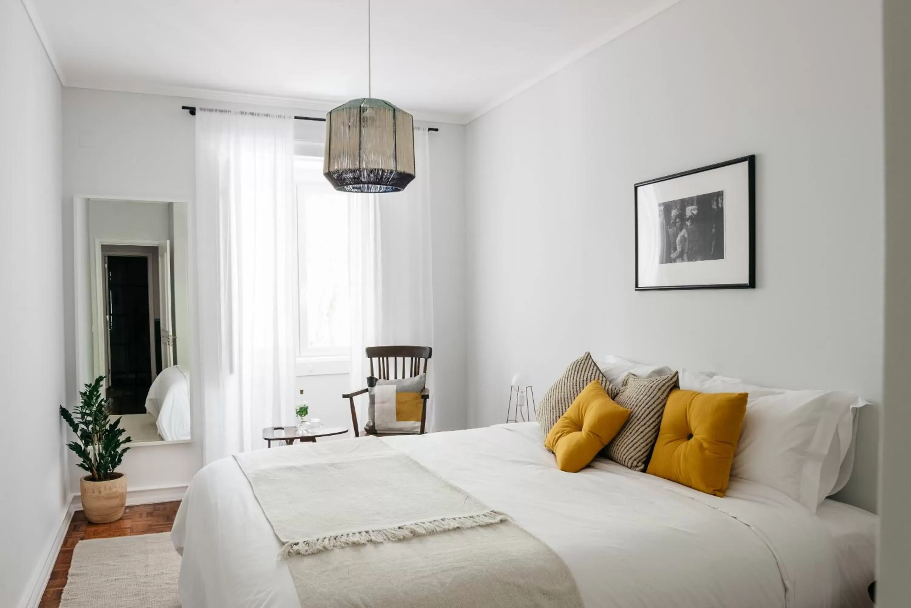 Double or Twin Room with Shared Bathroom in Casa C'Alma Double or Twin Room with Shared Bathroom in Casa C'Alma