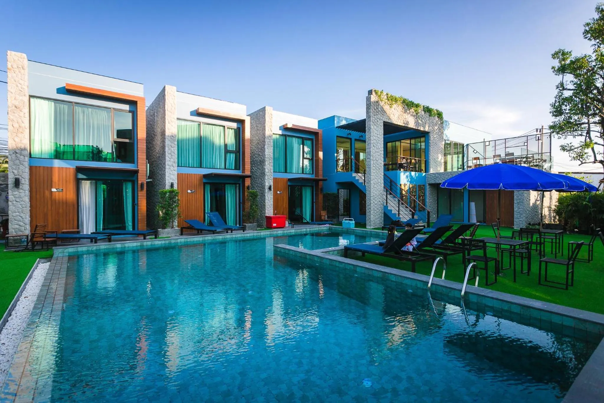 Swimming pool in Peace Blue Naiharn Naturist Resort Phuket SHA Extra Plus