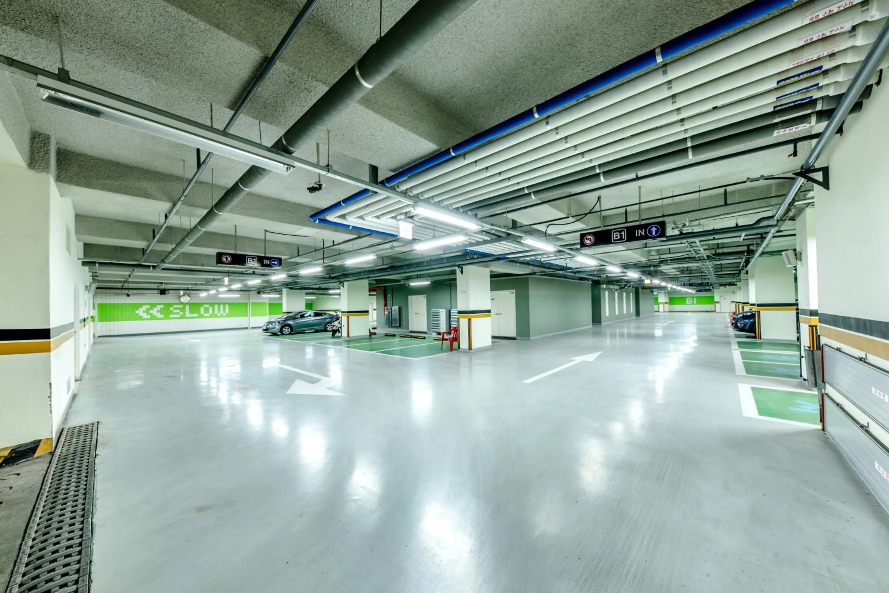 Area and facilities in The First70 Hotel