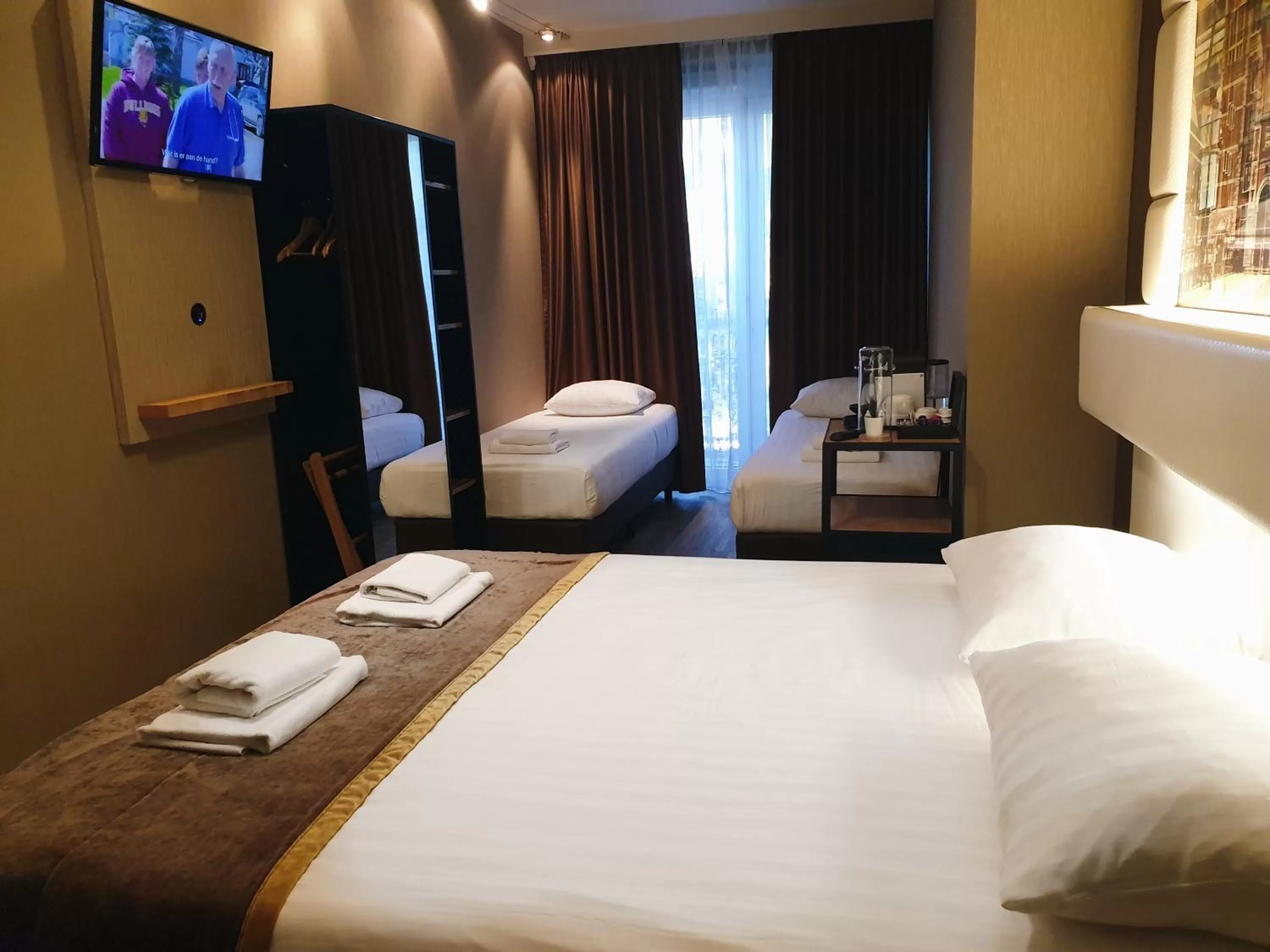 Bed in Hotel Mosaic City Centre