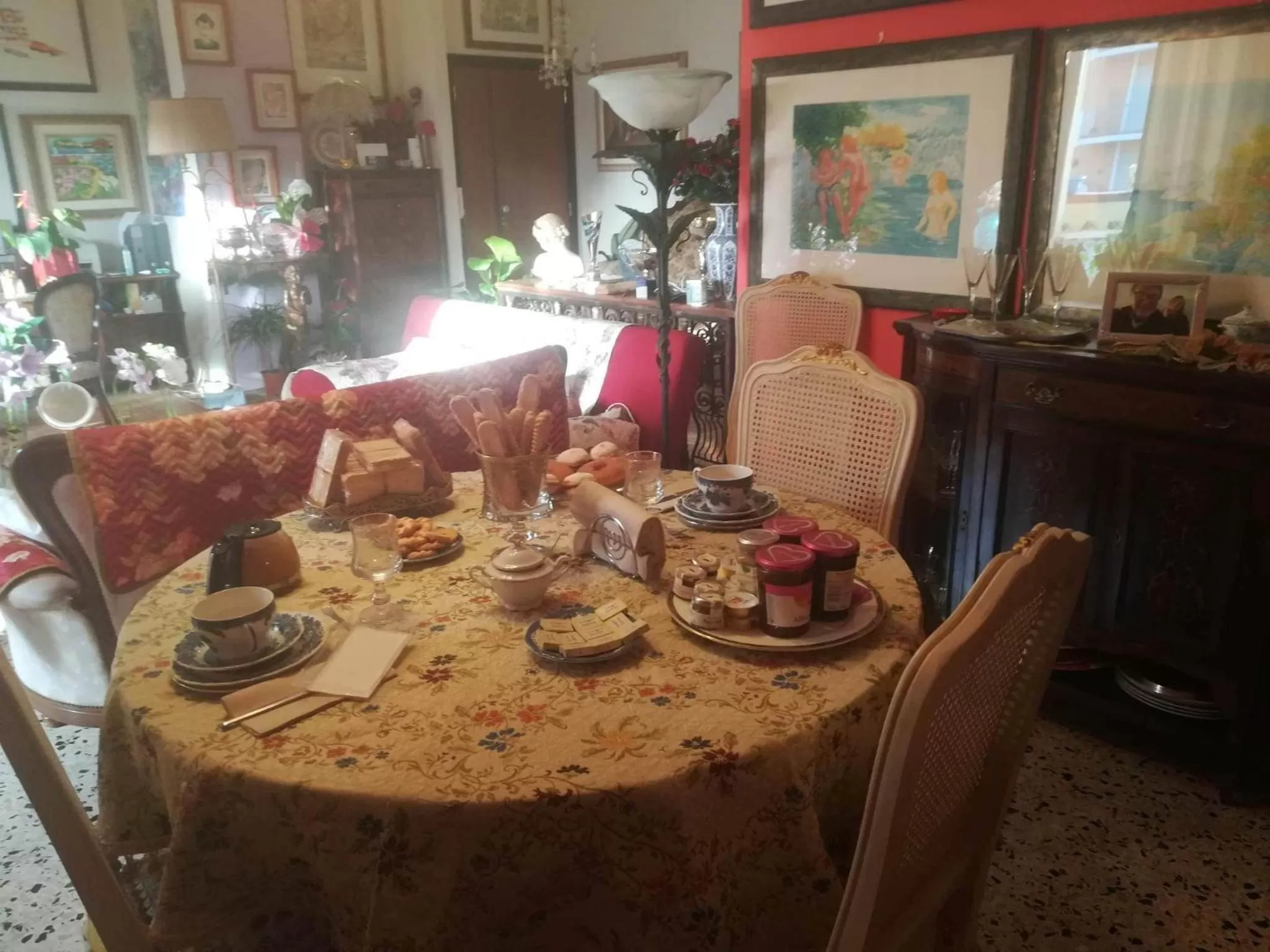 Food and drinks in Domus Aurea