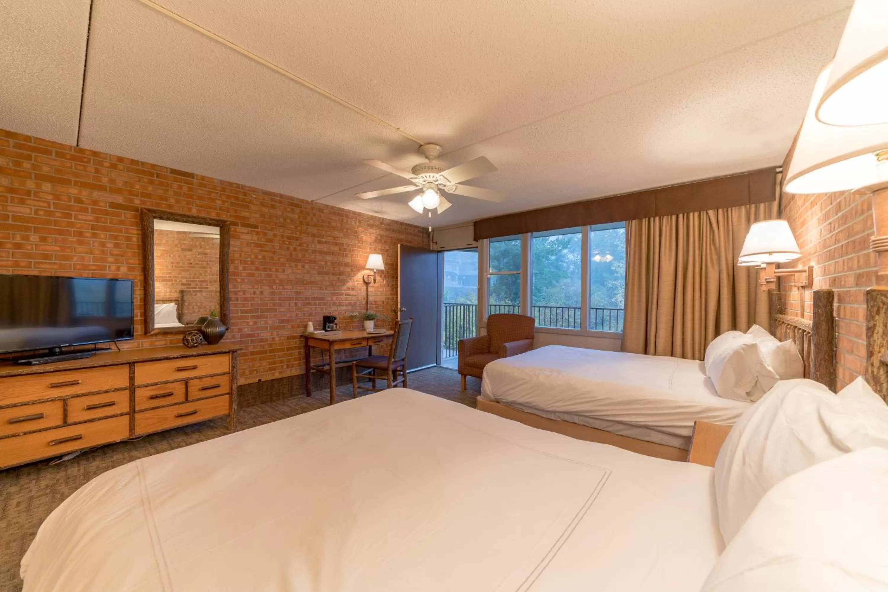 Balcony/Terrace, Bed in Mountain Chalet Snowmass