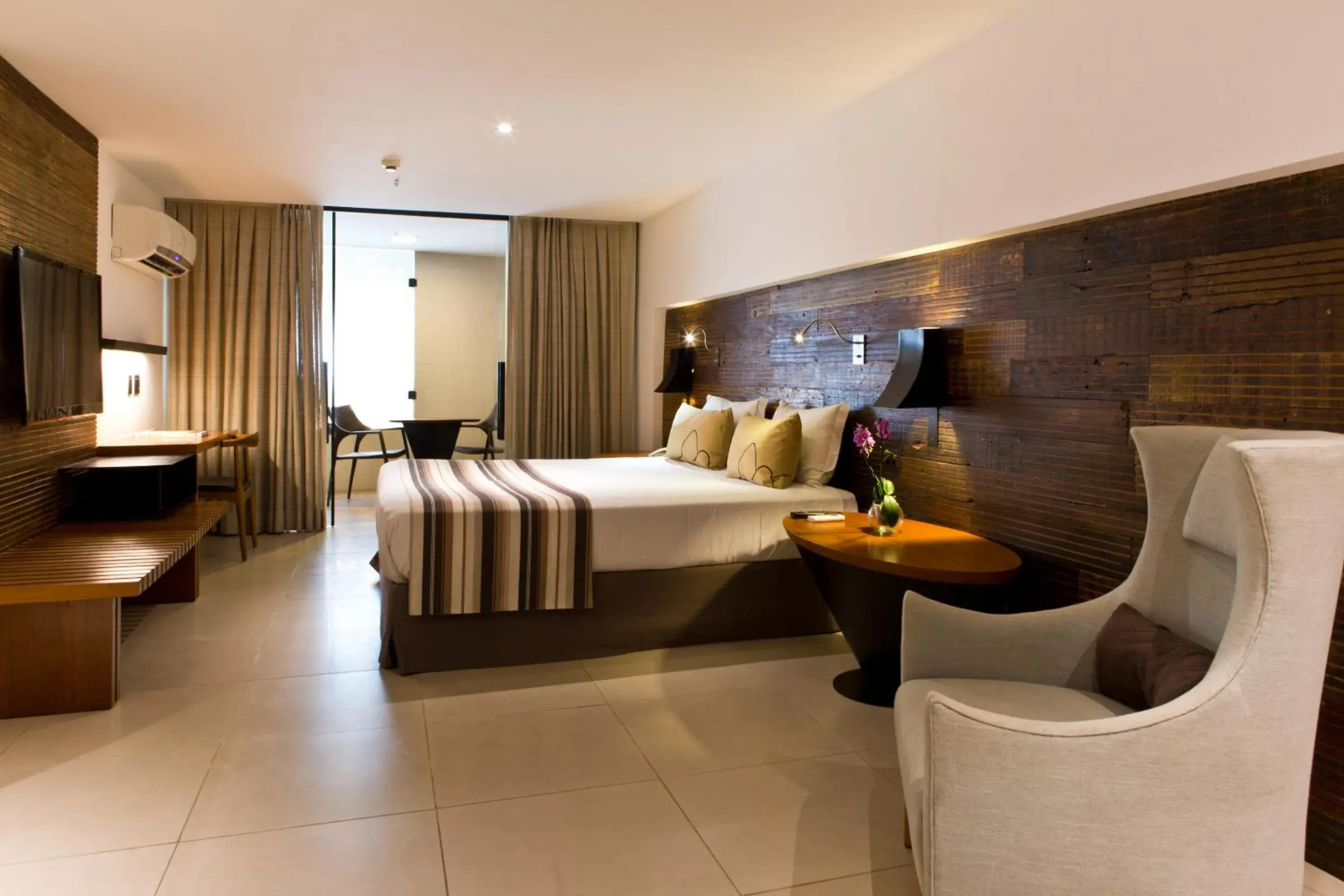 Deluxe Double Room - No Windows in Ritz Leblon Deluxe Double Room - No Windows in Ritz Leblon