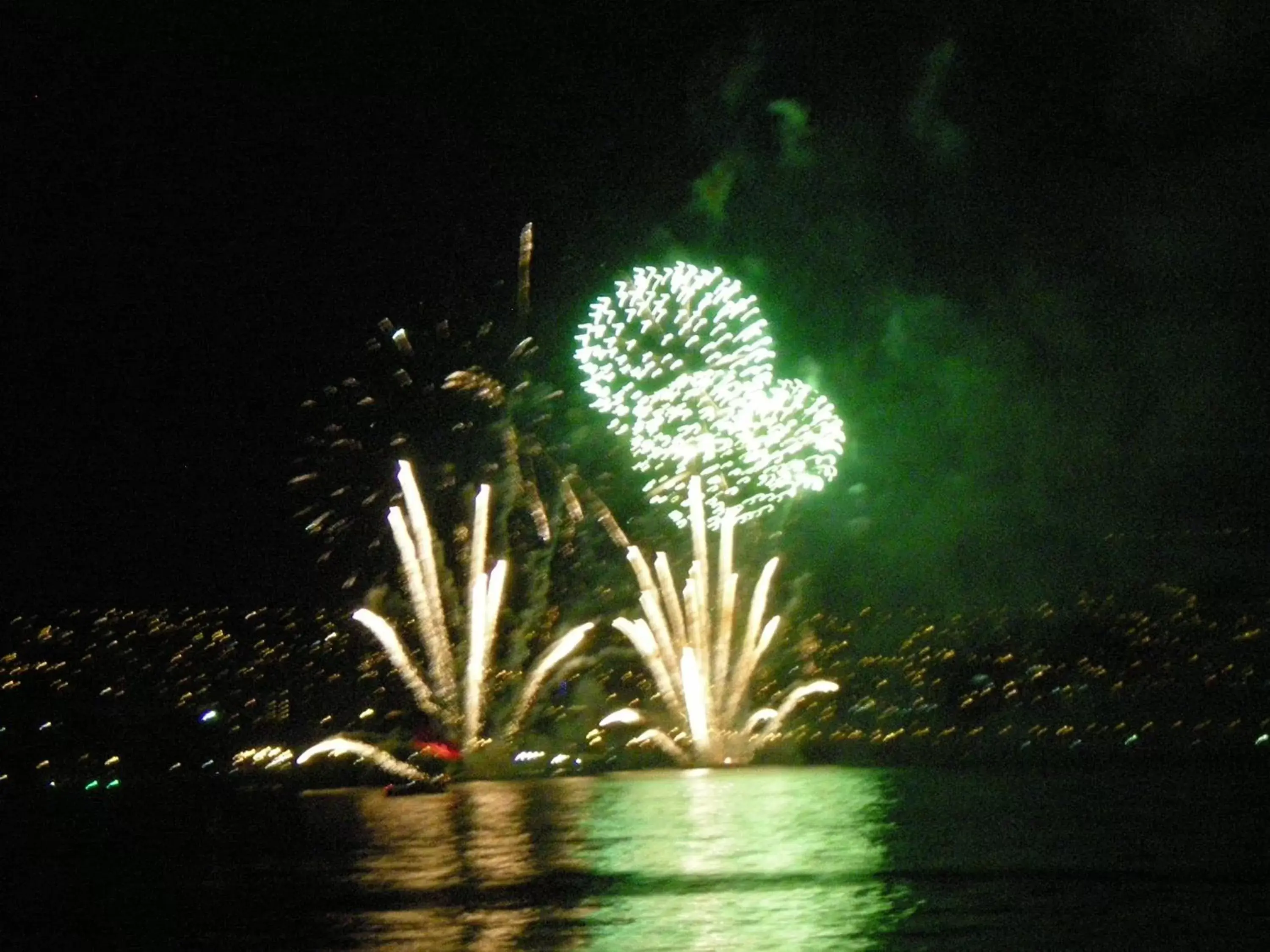 Triple Room with Private Bathroom in Hostal Recuerdos de Familia Triple Room with Private Bathroom in Hostal Recuerdos de Familia