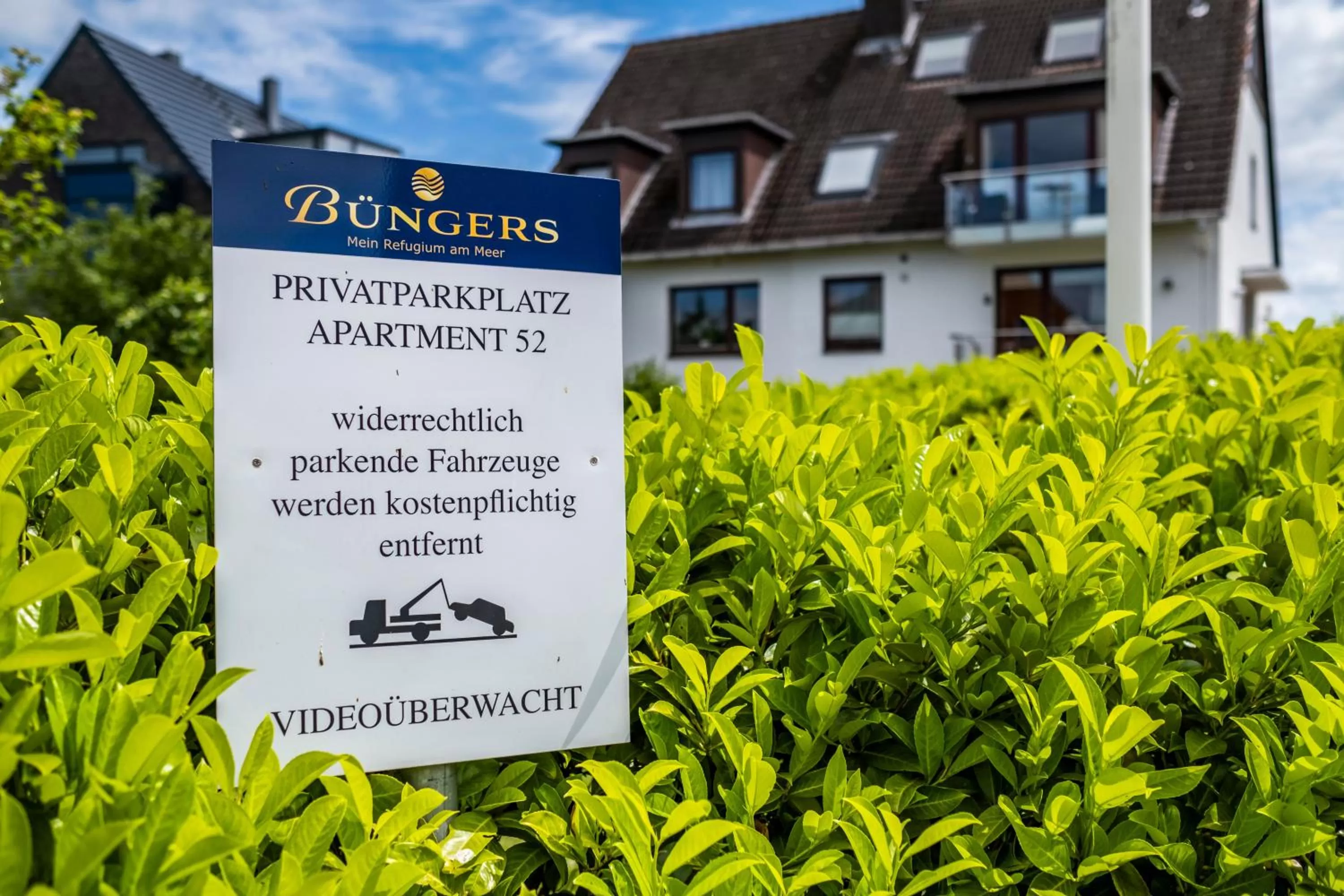Parking in Hotel Apartments Büngers - Mein Refugium am Meer mit Sommerstrandkorb