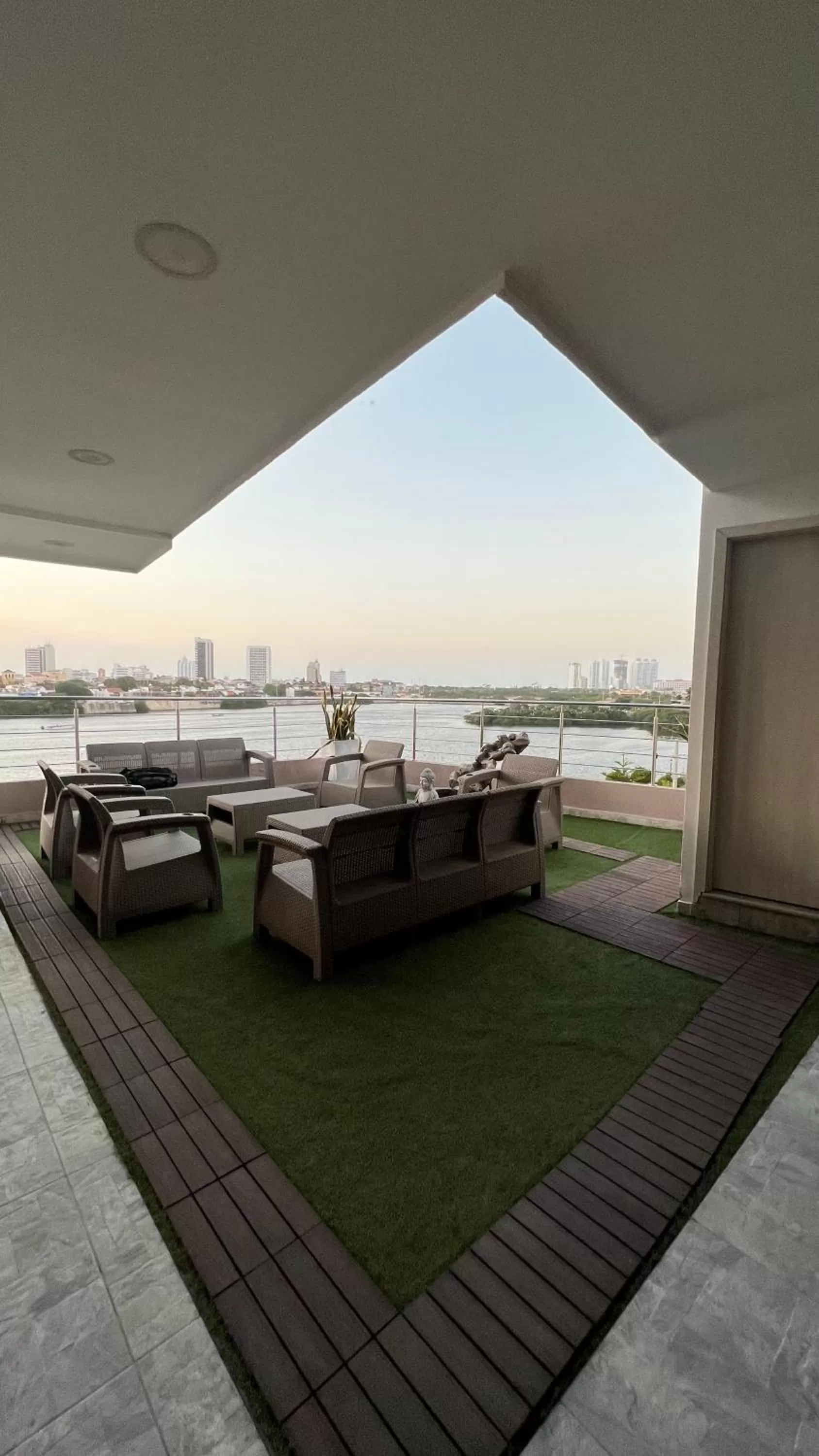 Bahia 79 Apartasuites Cerca al Centro