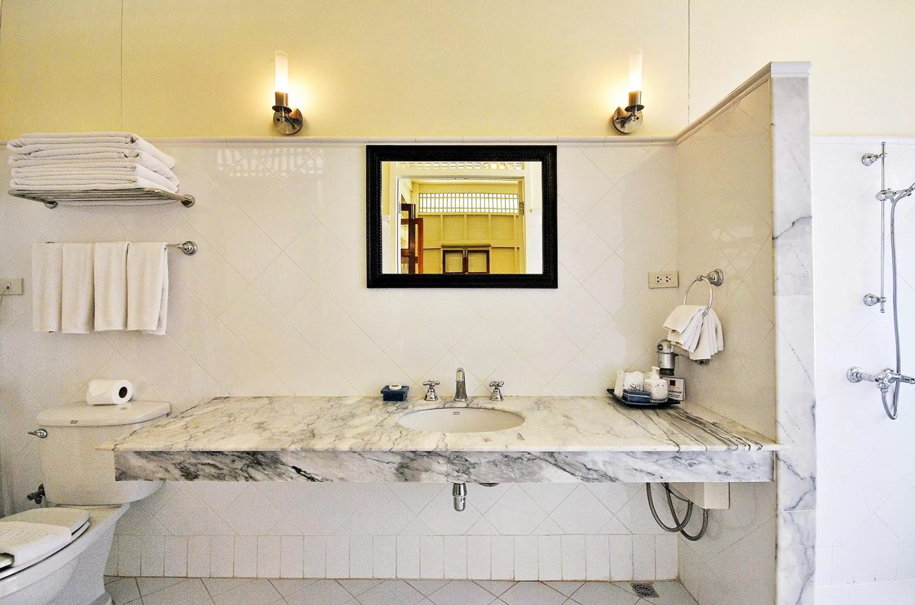 Bathroom in Baan Bayan - Hua Hin - SHA Extra Plus