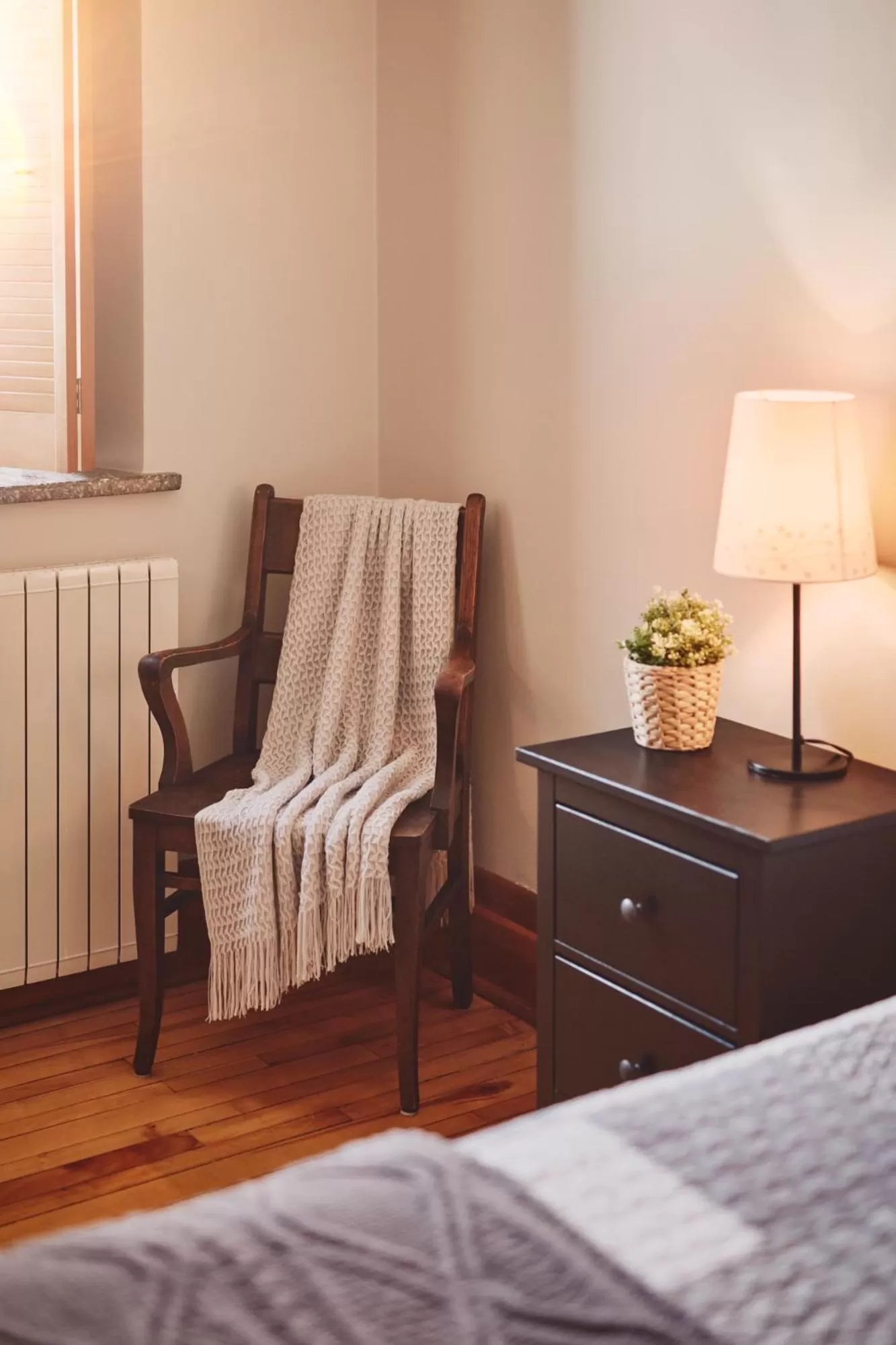 Seating area in Auberge de l'Abbaye d'Oka