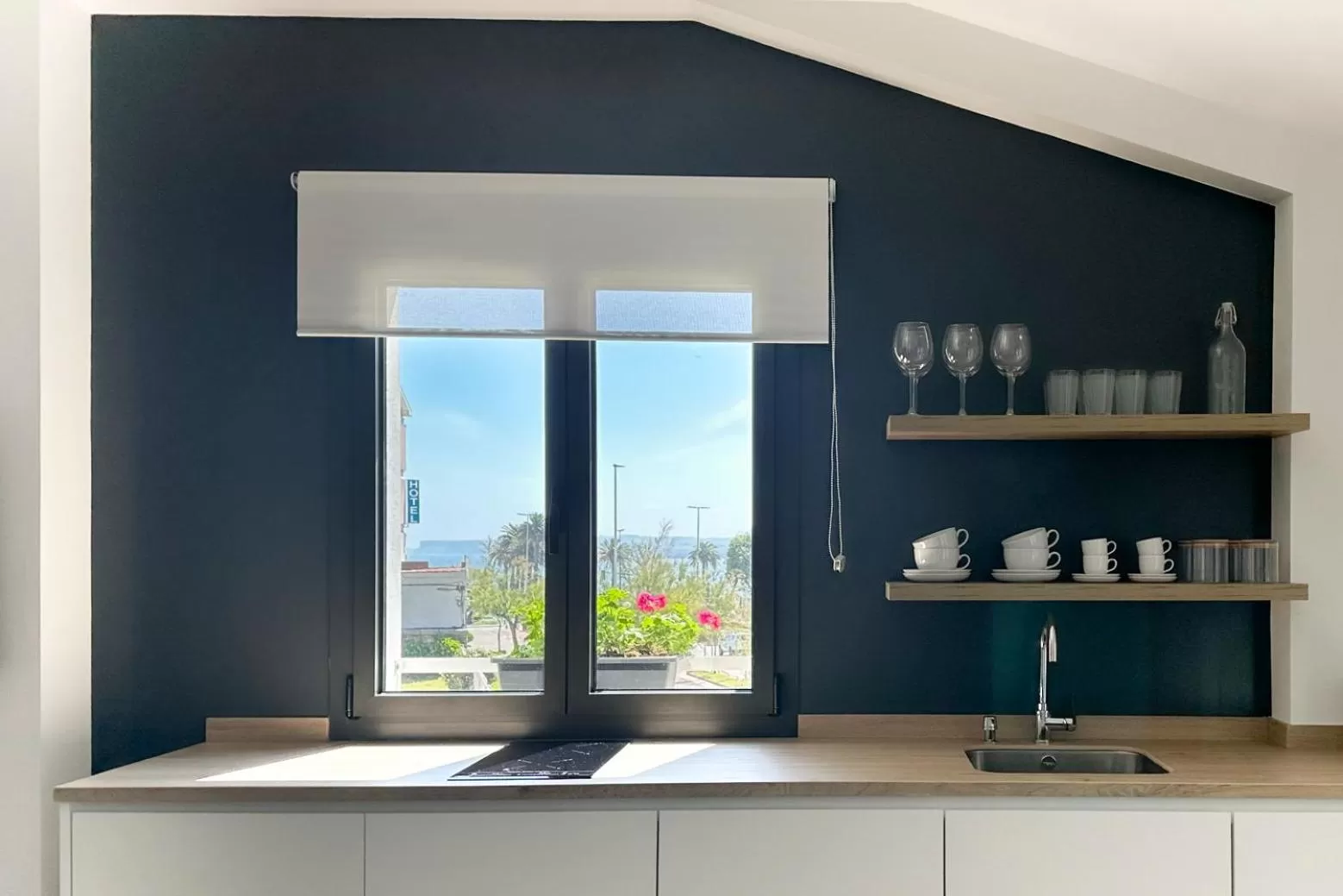 Coffee/tea facilities in Le Petit Boutique Hotel