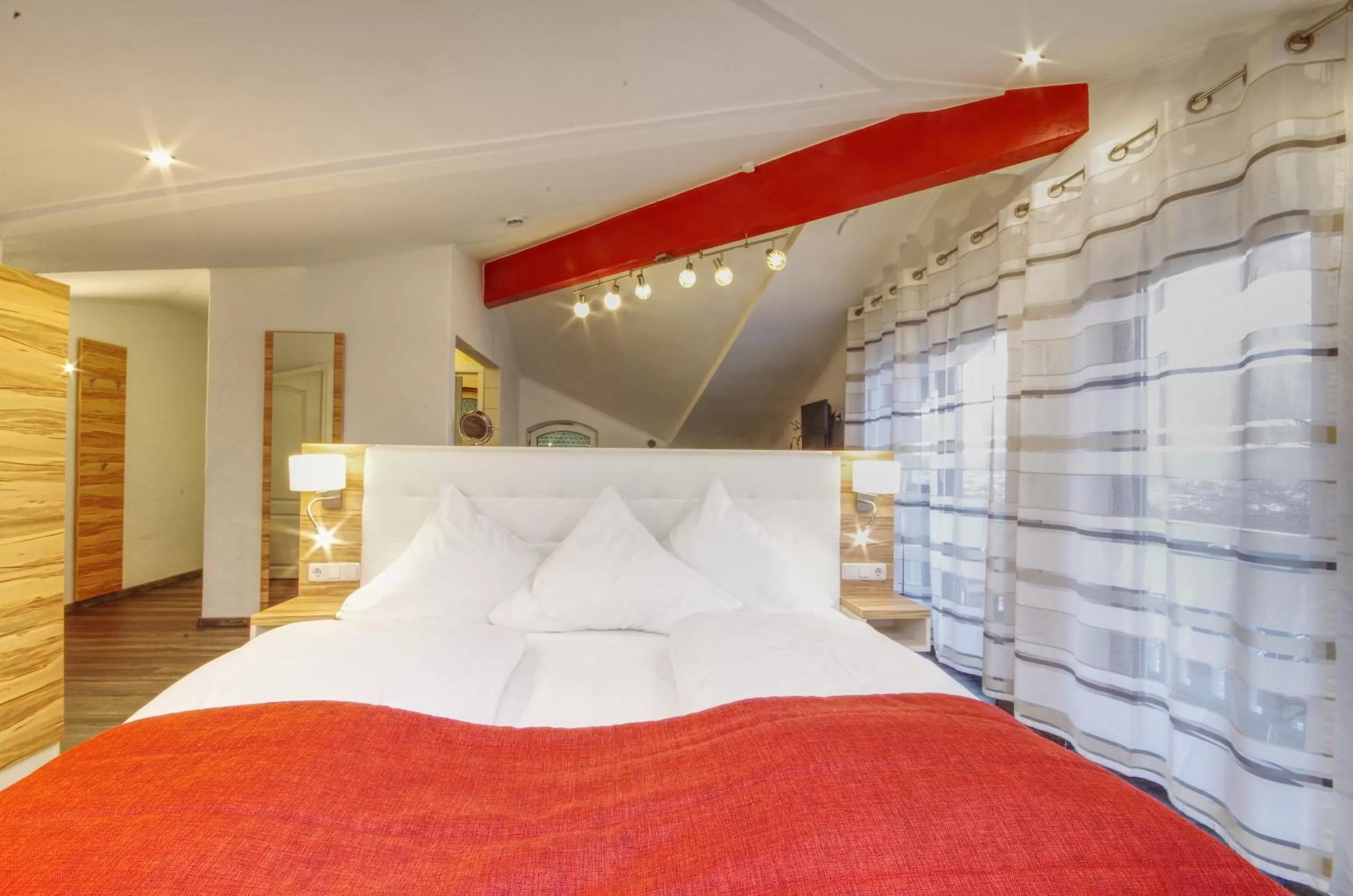 Bedroom, Bed in Hotel Jakob