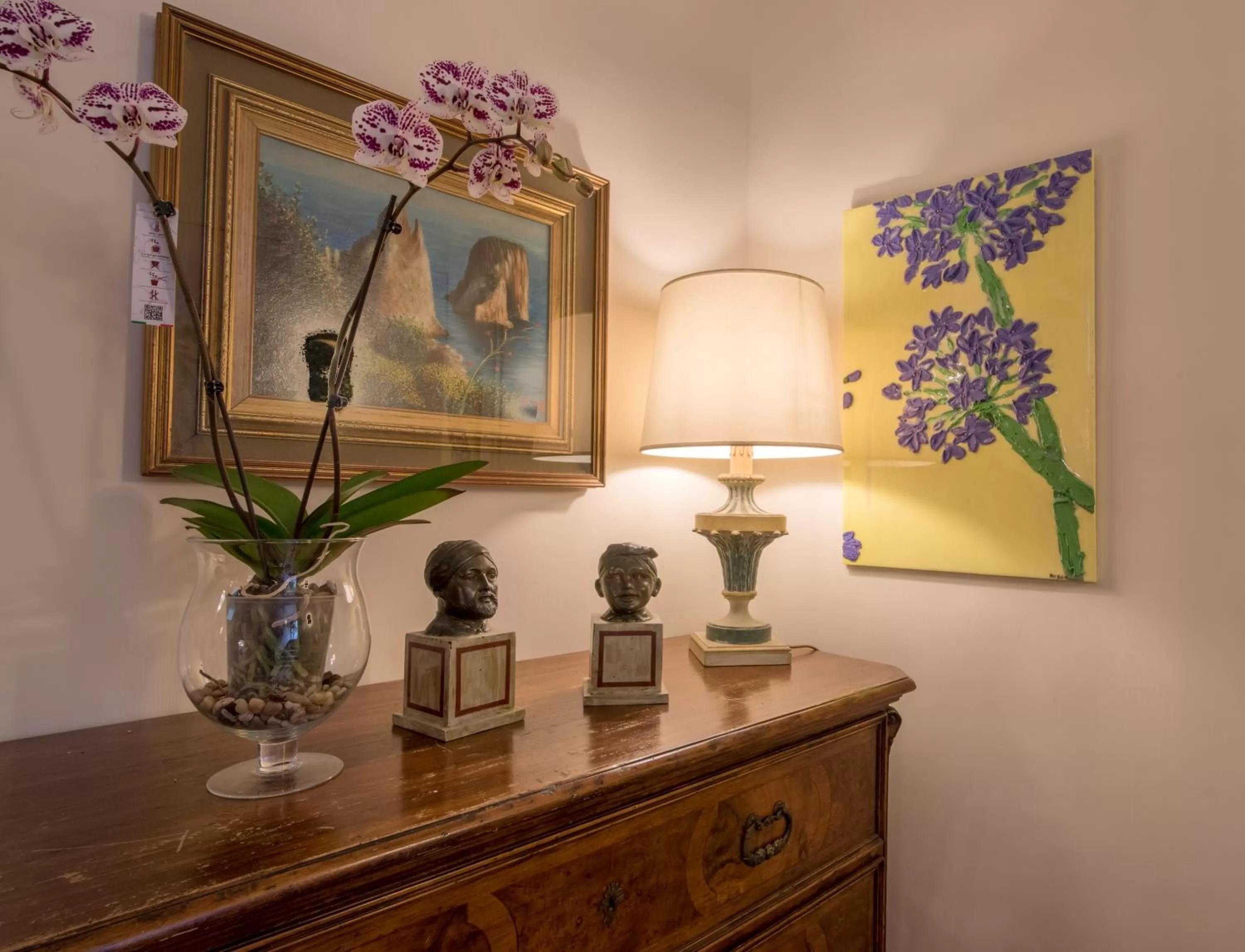 Decorative detail in Hotel Tourist