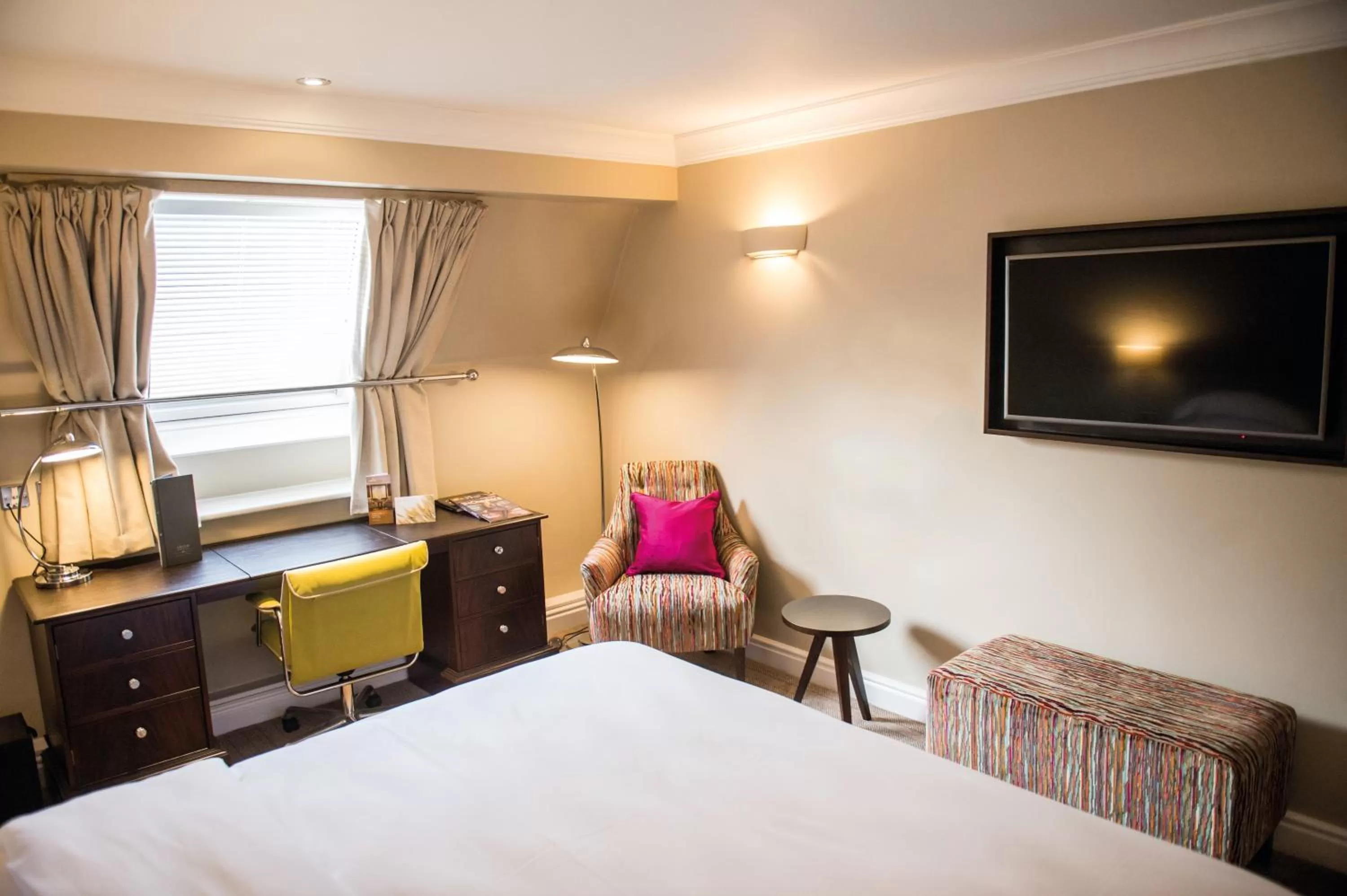 Bedroom, Bed in Cottons Hotel and Spa