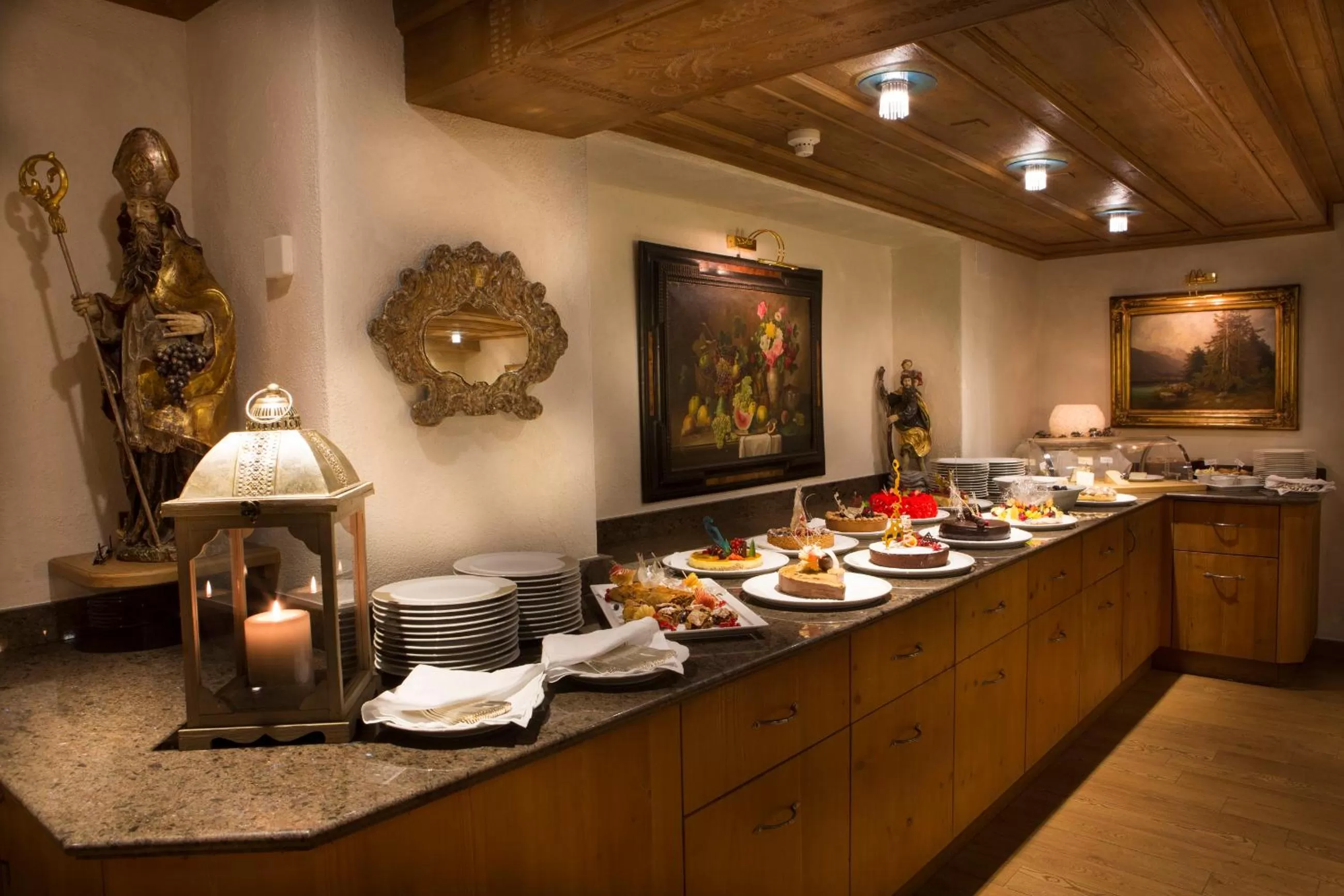 Restaurant/places to eat in Hotel Sassongher