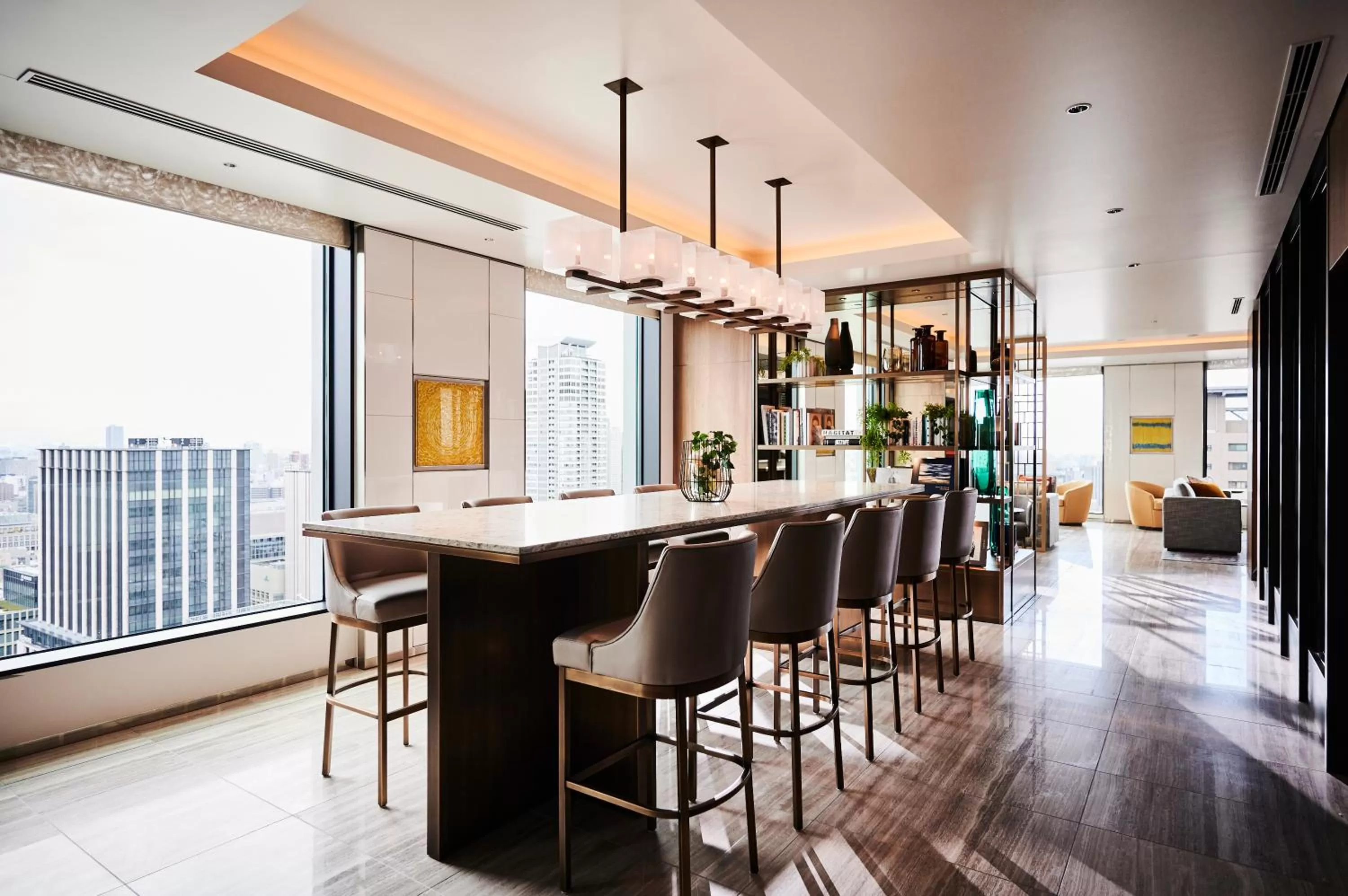Lounge or bar in The Royal Park Hotel Iconic Osaka Midosuji