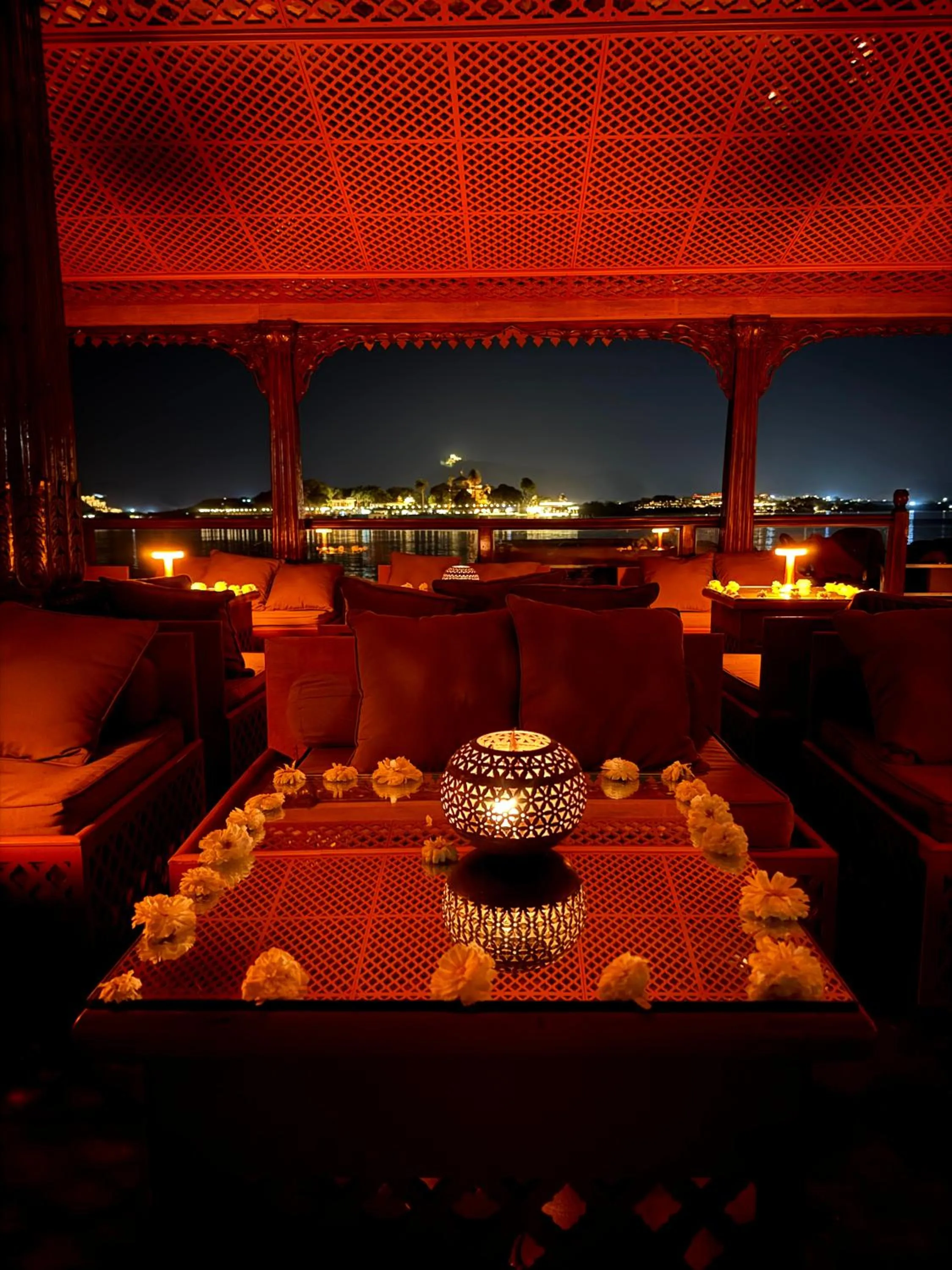 Food and drinks in Hotel Udai Kothi