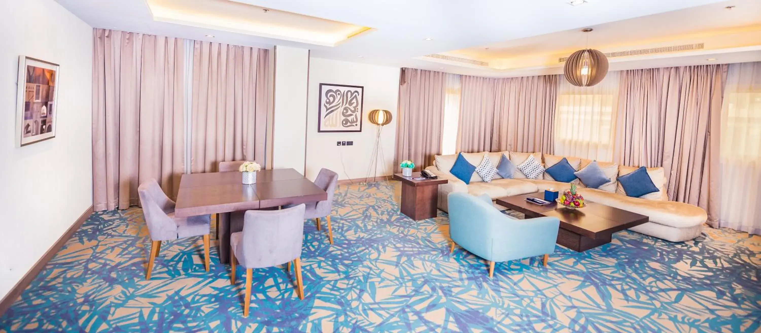 Executive Two-bedroom Suite in MENA Plaza Hotel Albarsha At The Mall Executive Two-bedroom Suite in MENA Plaza Hotel Albarsha At The Mall