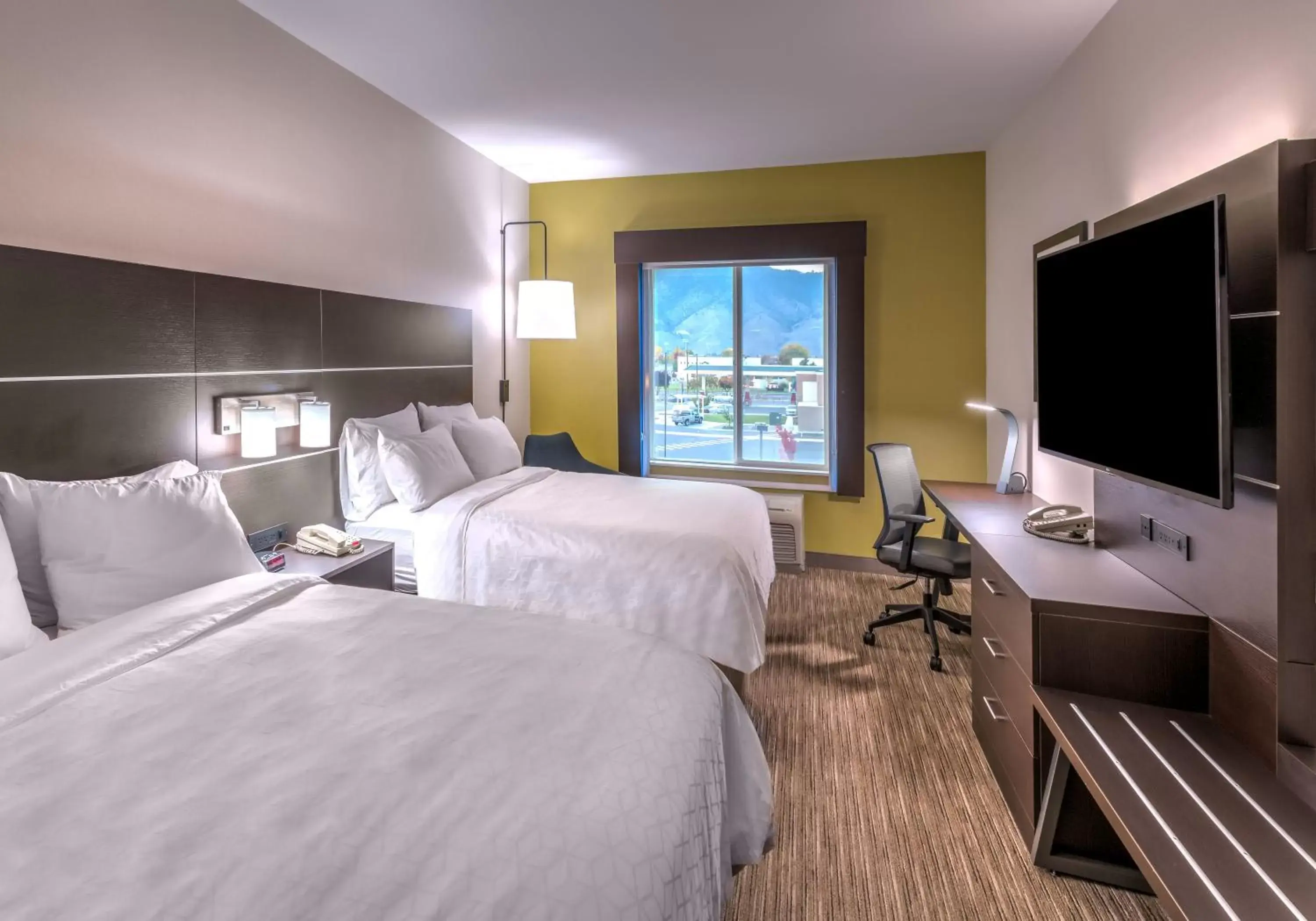 Suite with Two Queen Beds and Accessible Roll-In Shower in Holiday Inn Express Hotel & Suites Minden by IHG Suite with Two Queen Beds and Accessible Roll-In Shower in Holiday Inn Express Hotel & Suites Minden by IHG