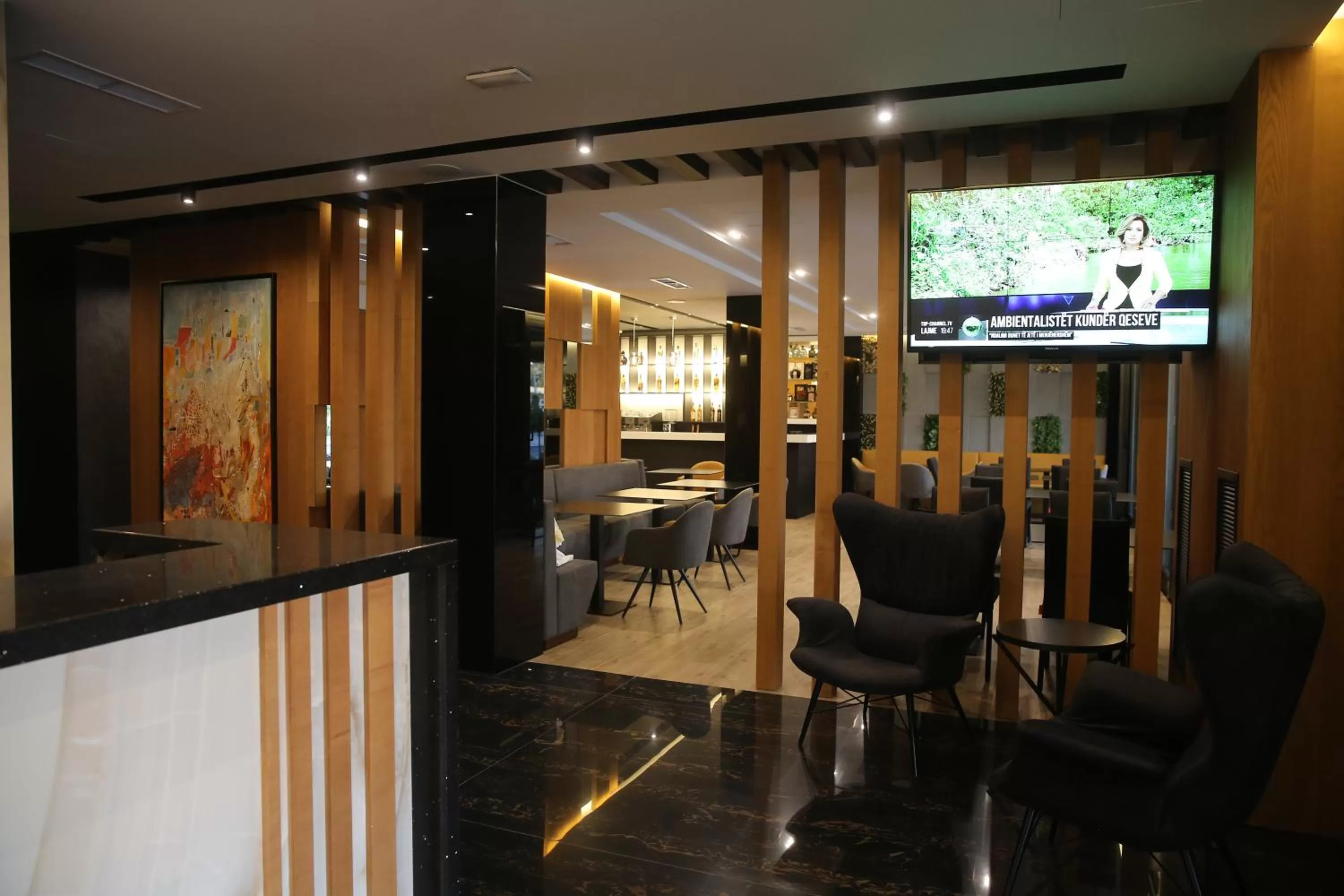 Living room, Restaurant/Places to Eat in Mai Tai Resort