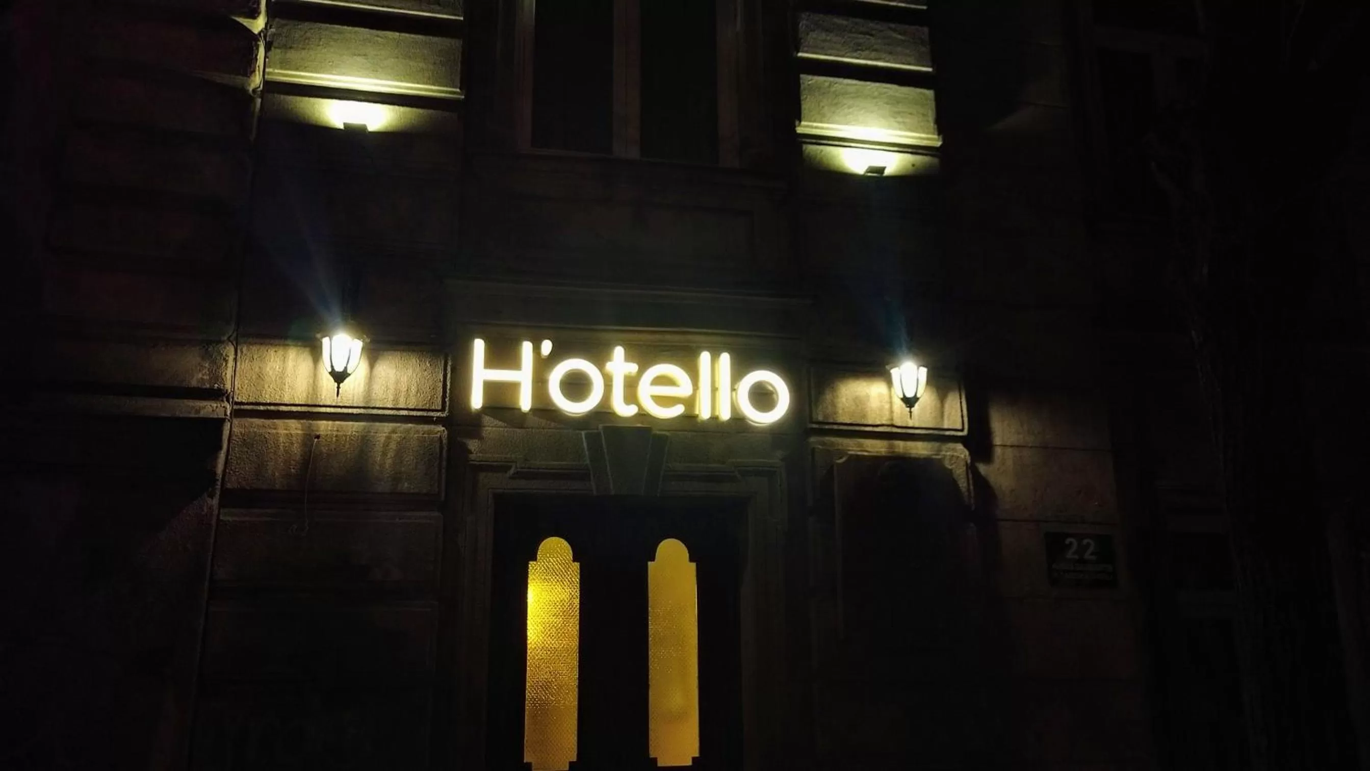 Facade/entrance in Hotello