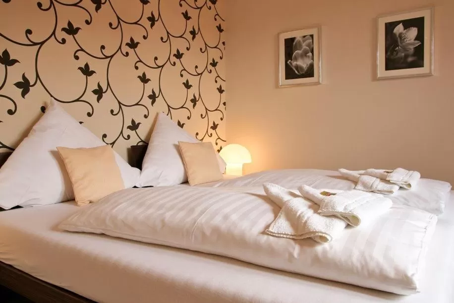 Photo of the whole room in L'Escala