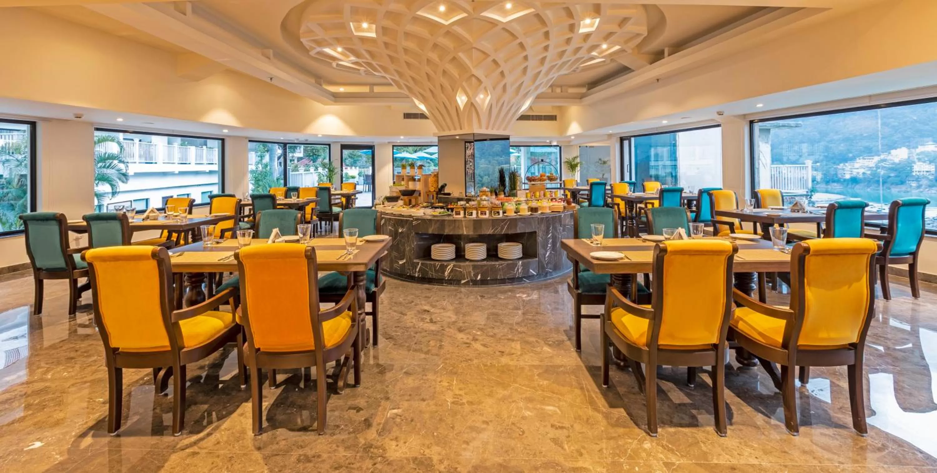 Restaurant/places to eat in Lemon Tree Premier, Rishikesh