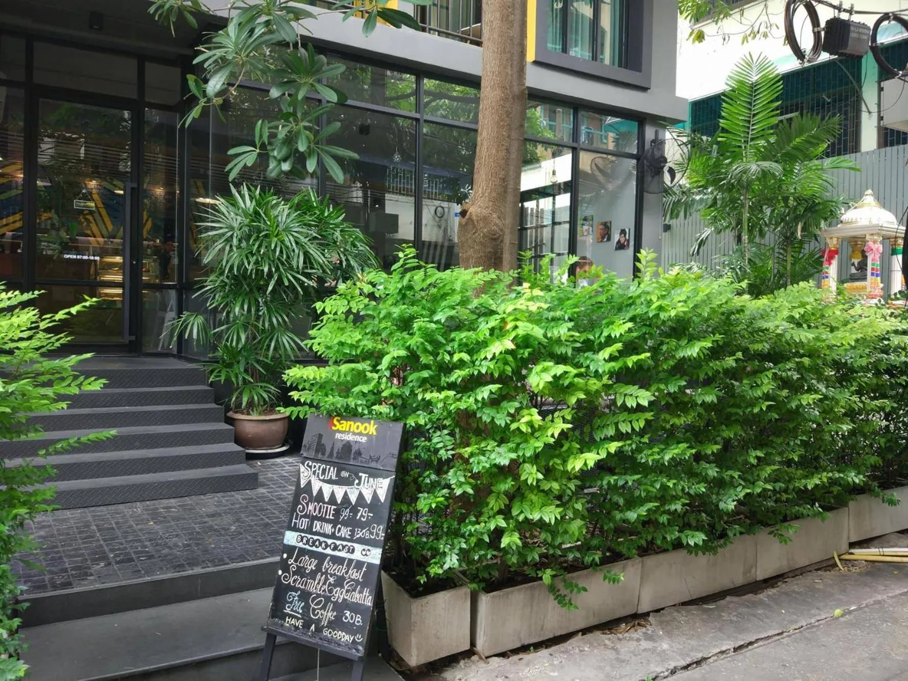 Restaurant/places to eat in iSanook Bangkok