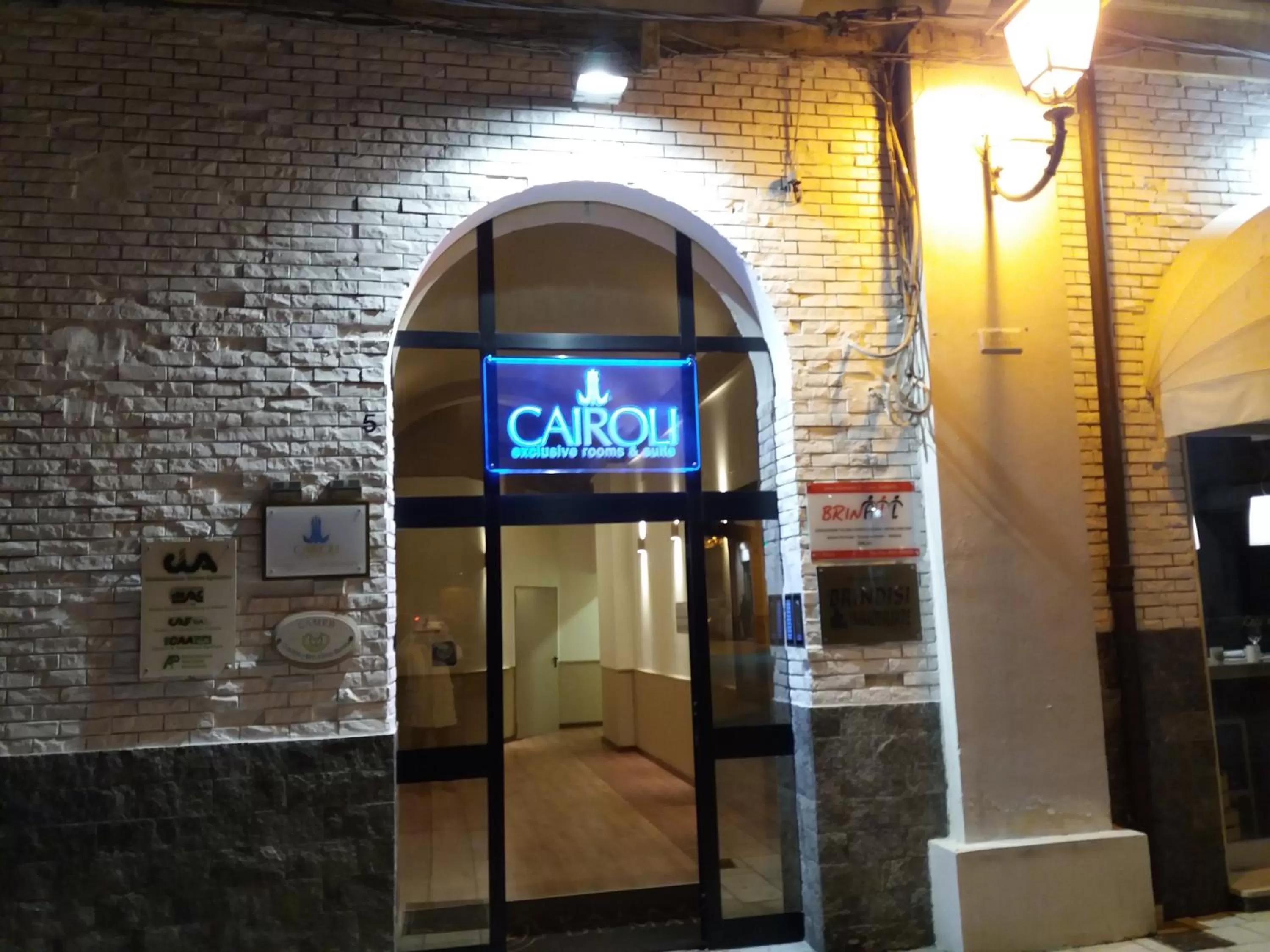 Property building in Cairoli Exclusive Rooms & Suite