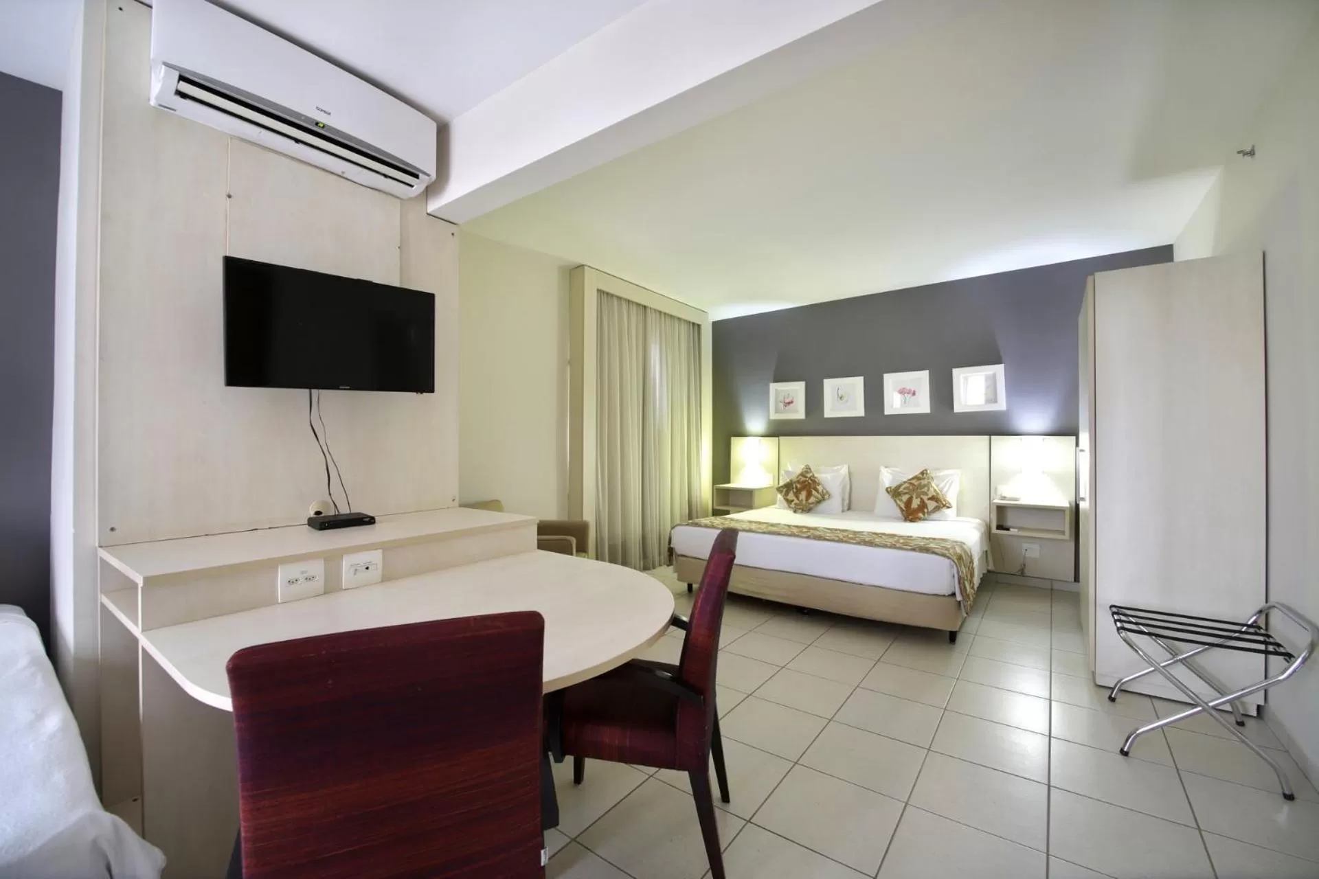 Photo of the whole room, Bed in Nobile Inn Executive Ribeirao Preto