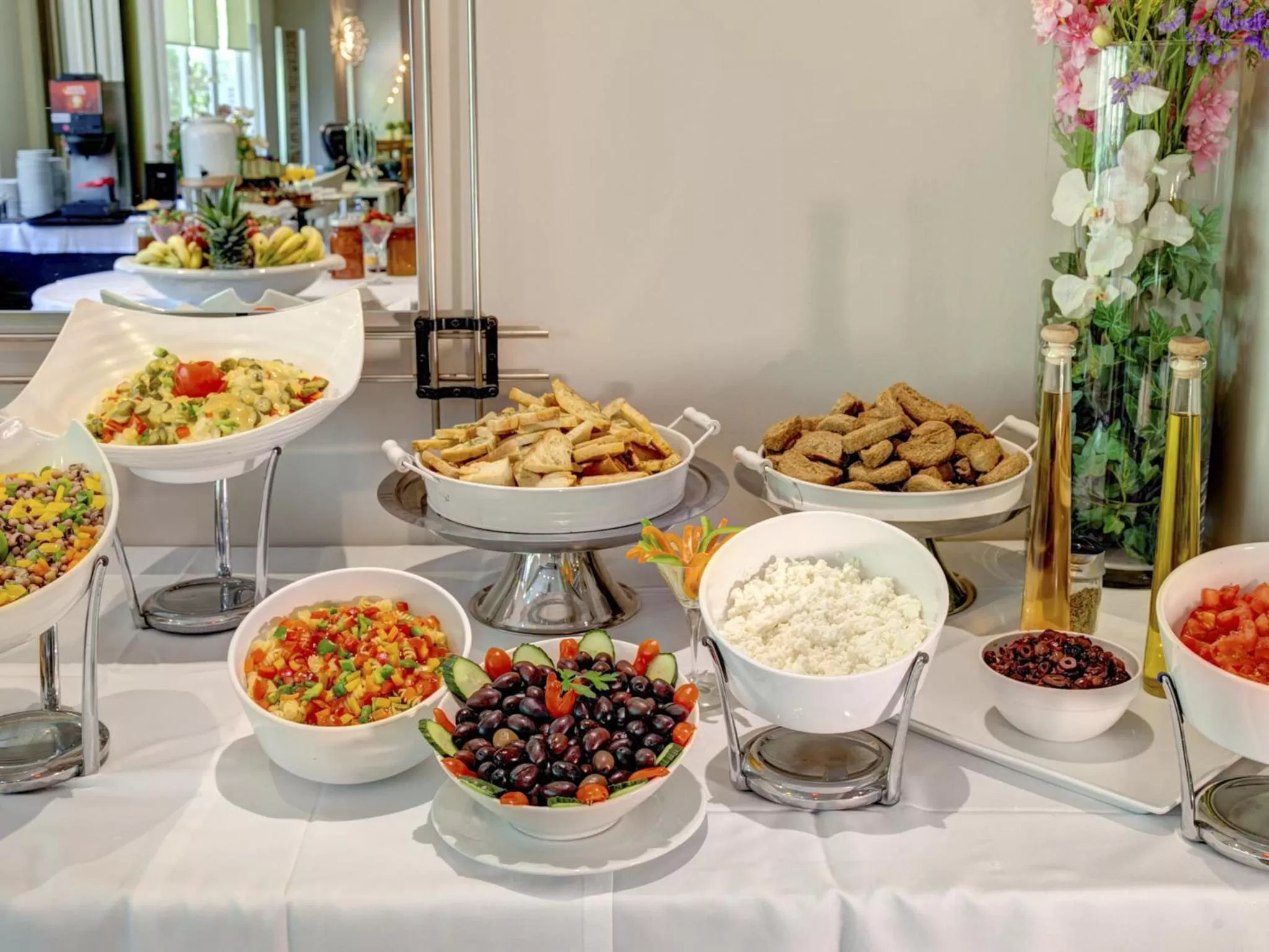 Food and drinks in Polis Grand Hotel