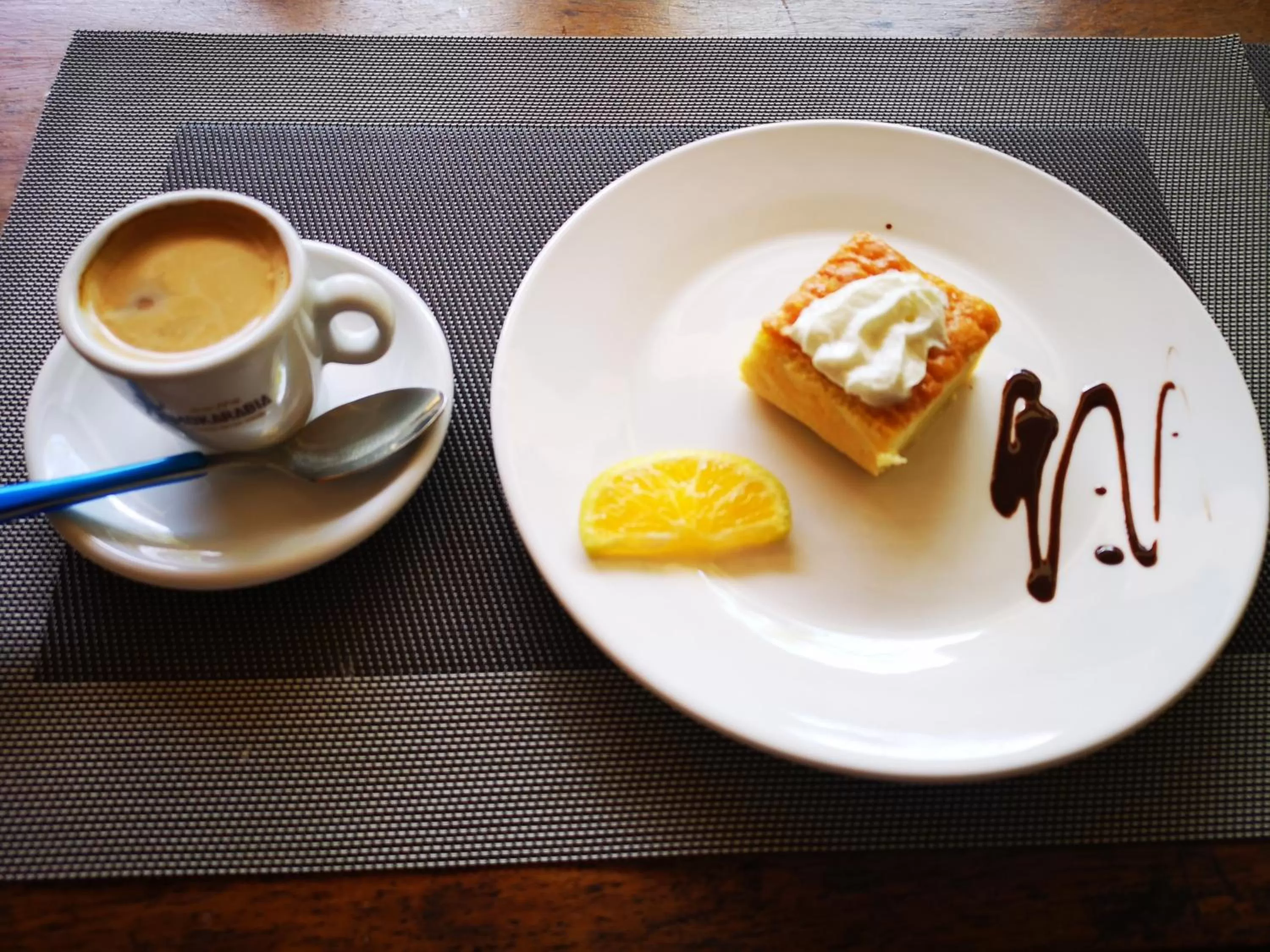 Food and drinks in Hotel Lakana Ramena