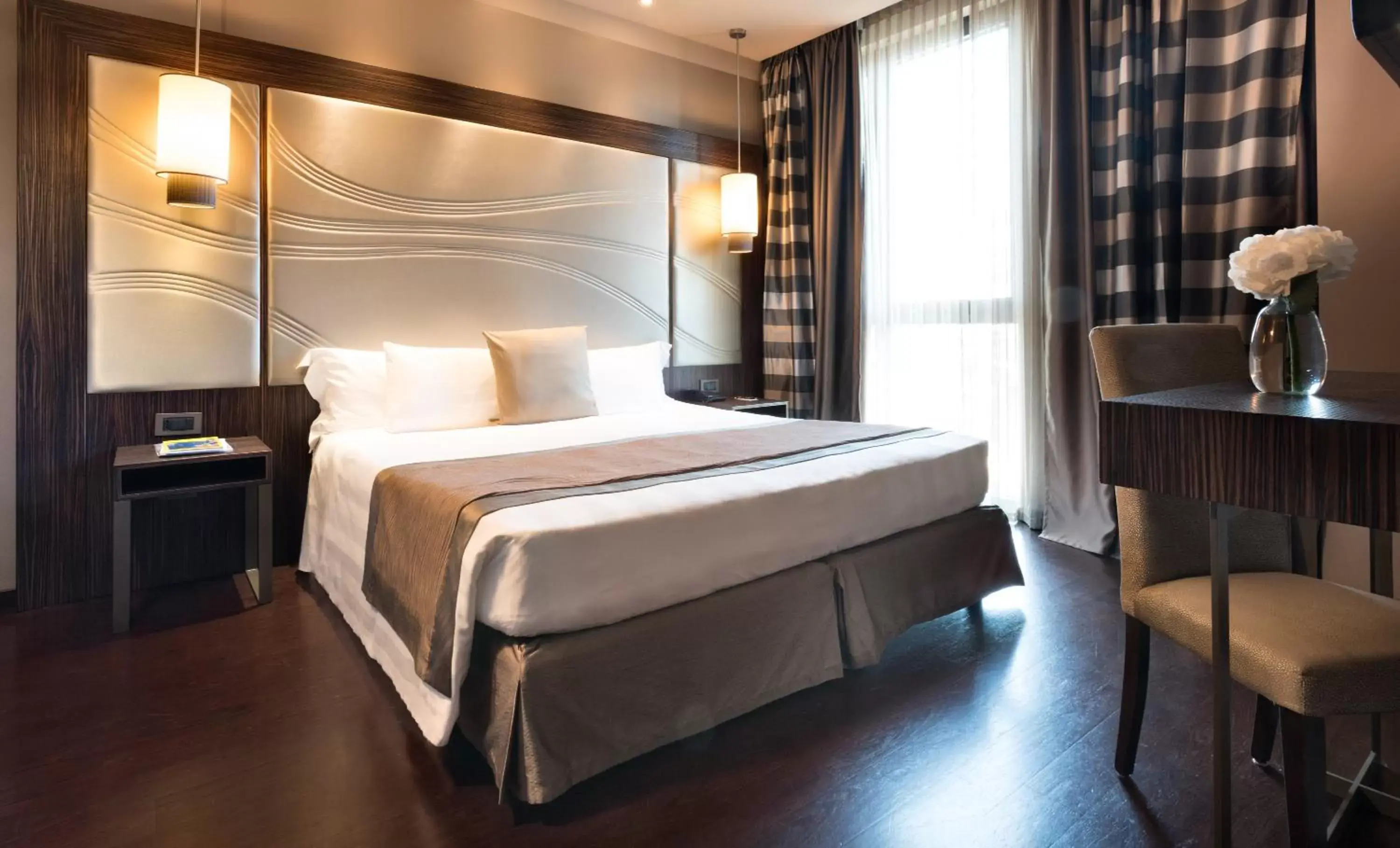 Junior Suite in Uptown Palace Junior Suite in Uptown Palace