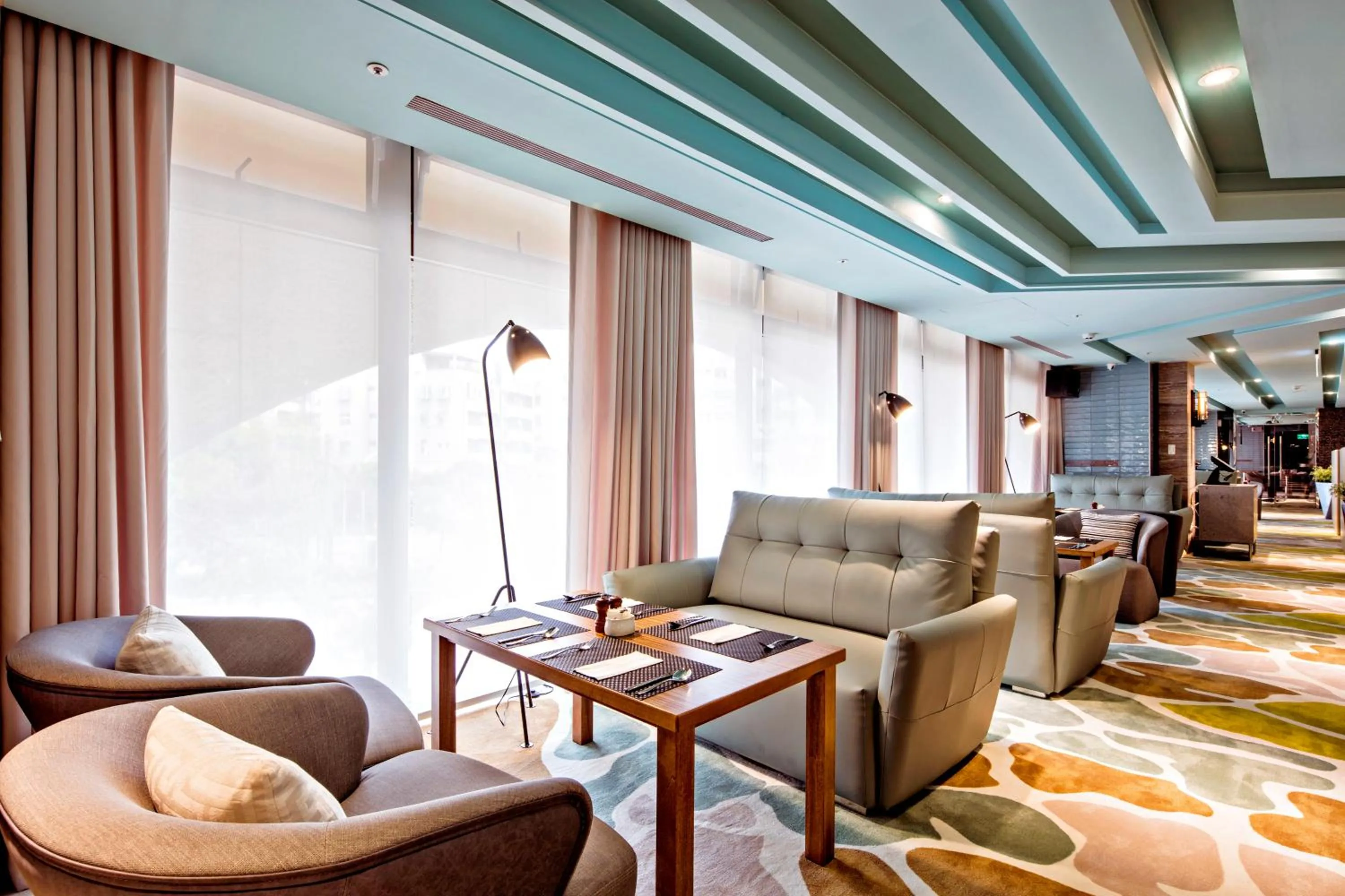 Restaurant/places to eat in The HO Hotel