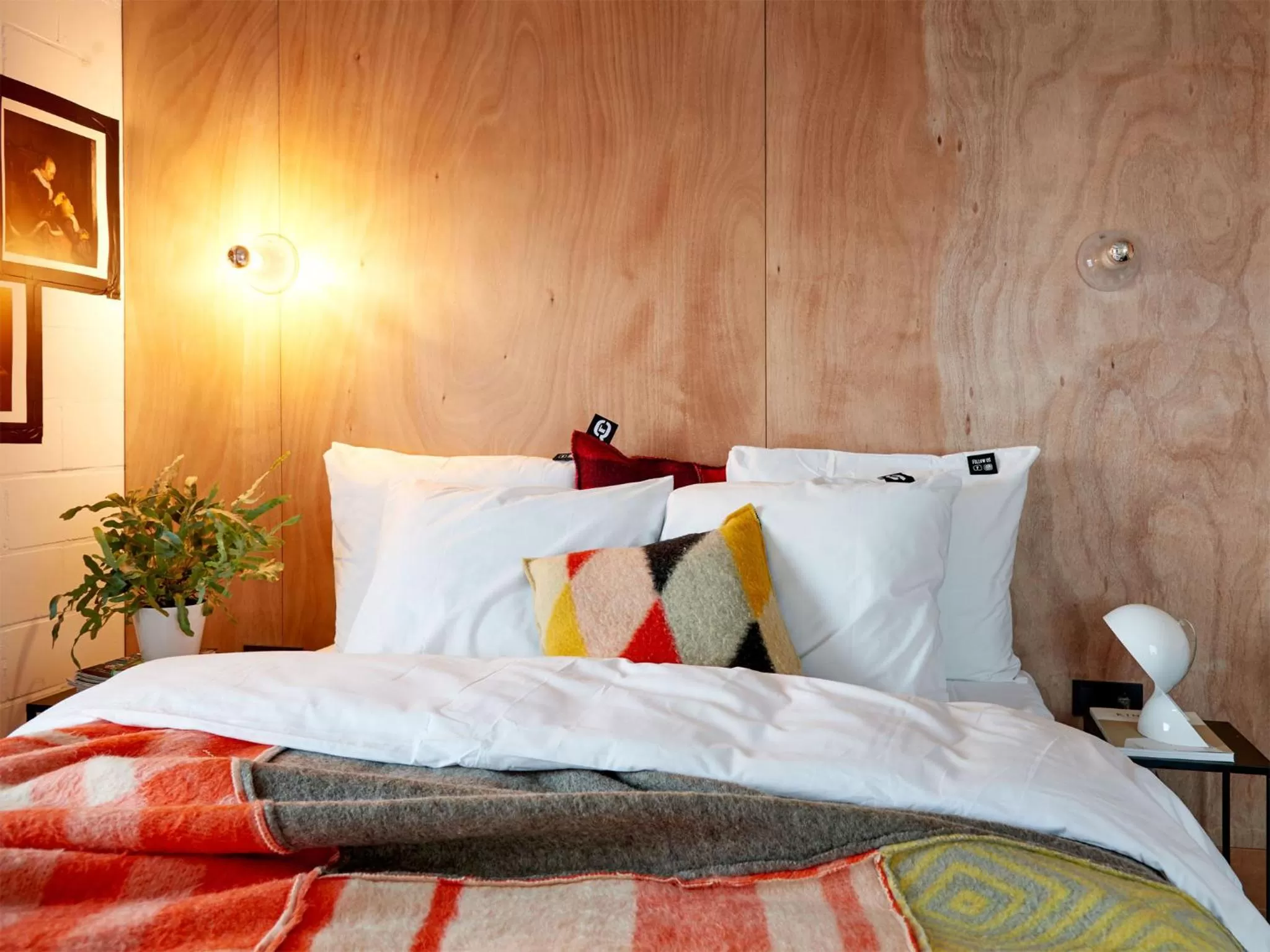 Bed in Q-Factory Hotel