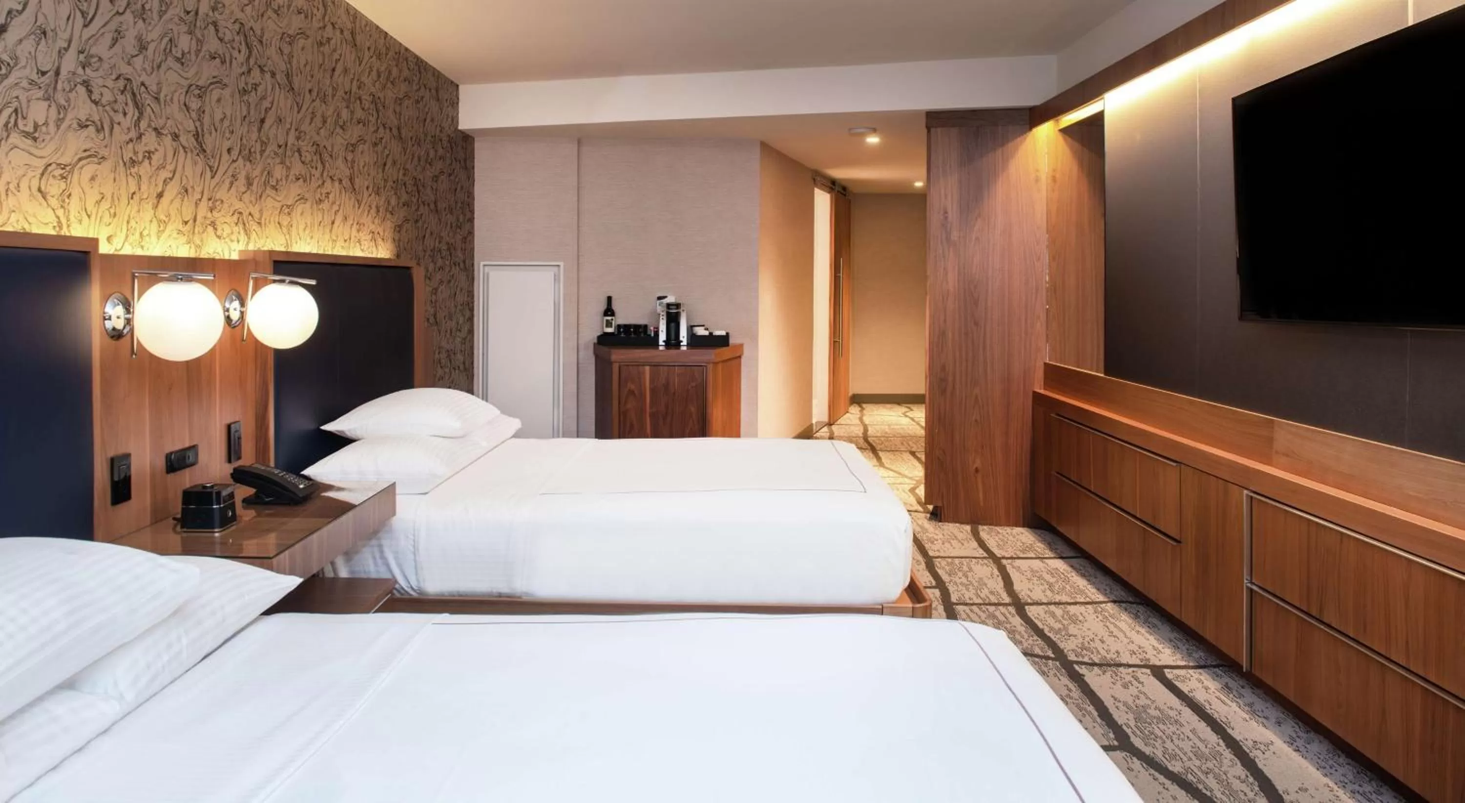 Bed in The Charter Hotel Seattle, Curio Collection By Hilton