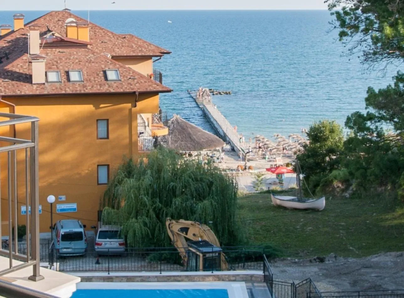 Nearby landmark in Hotel Samara with Relax area