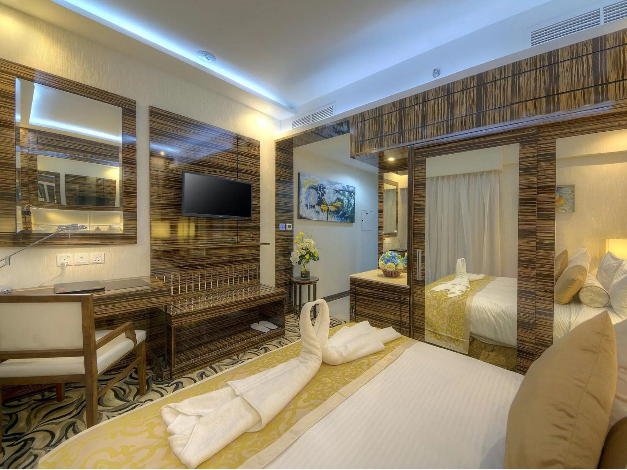 Bedroom, Bed in Orchid Vue Hotel