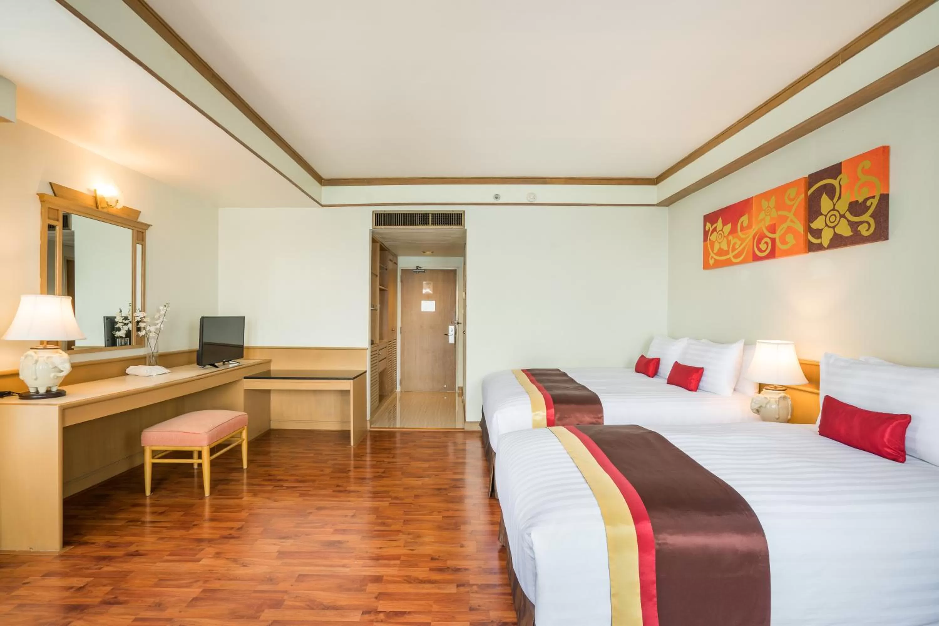 Bed in Cosy Beach Hotel - SHA Extra Plus