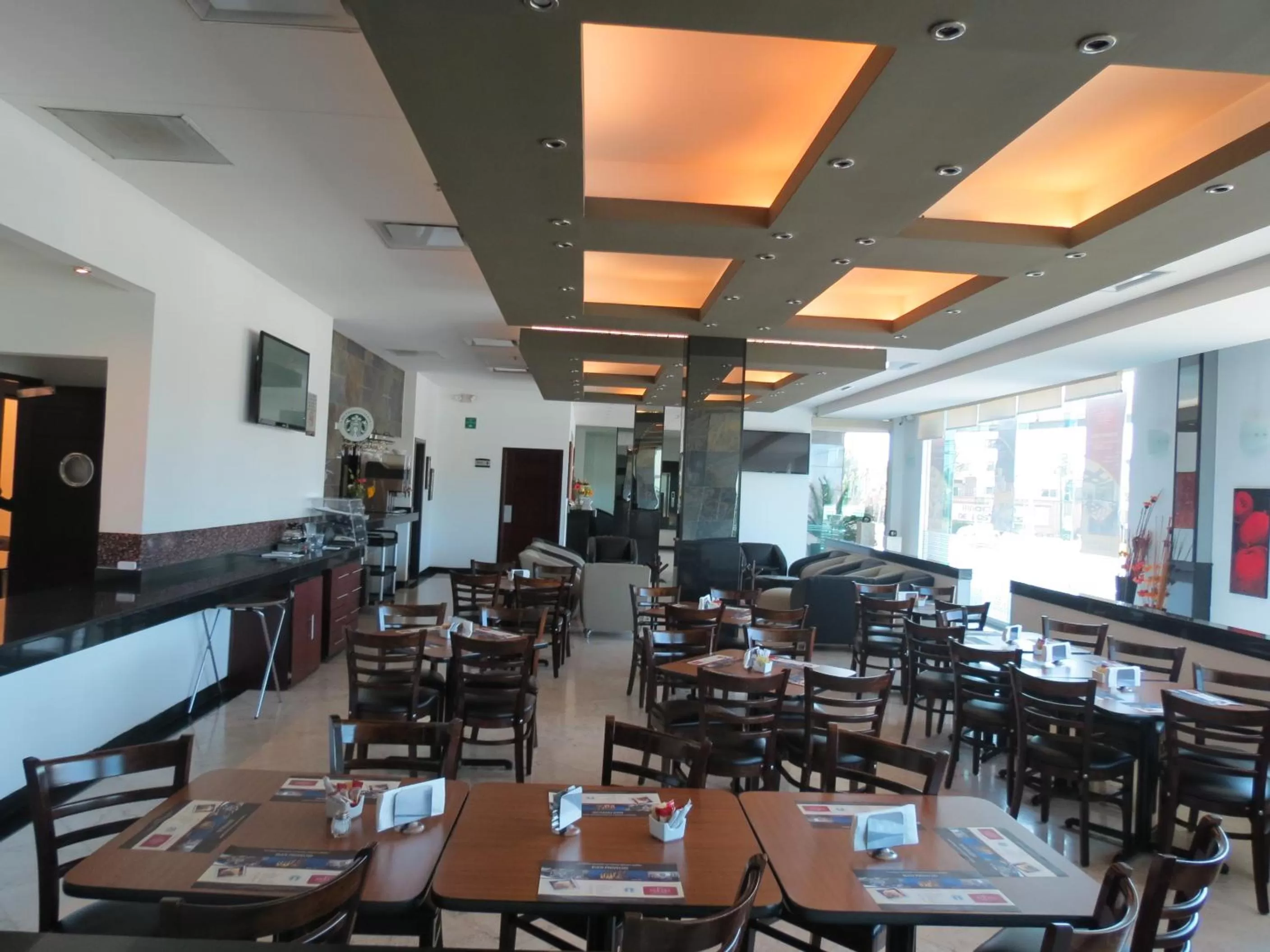 Restaurant/places to eat in Hotel Ankara "Las Lomas"