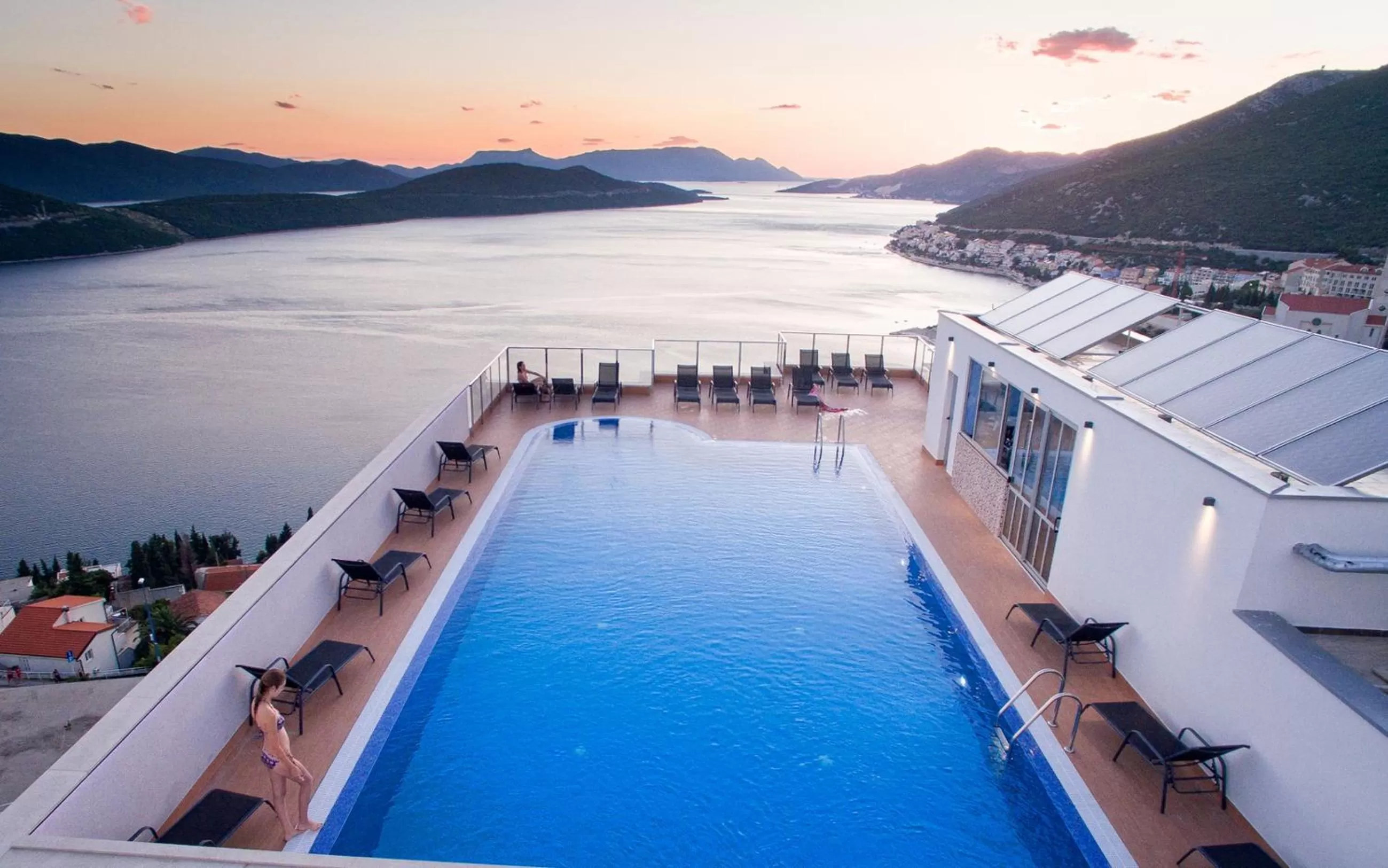Swimming pool in Hotel Jadran Neum