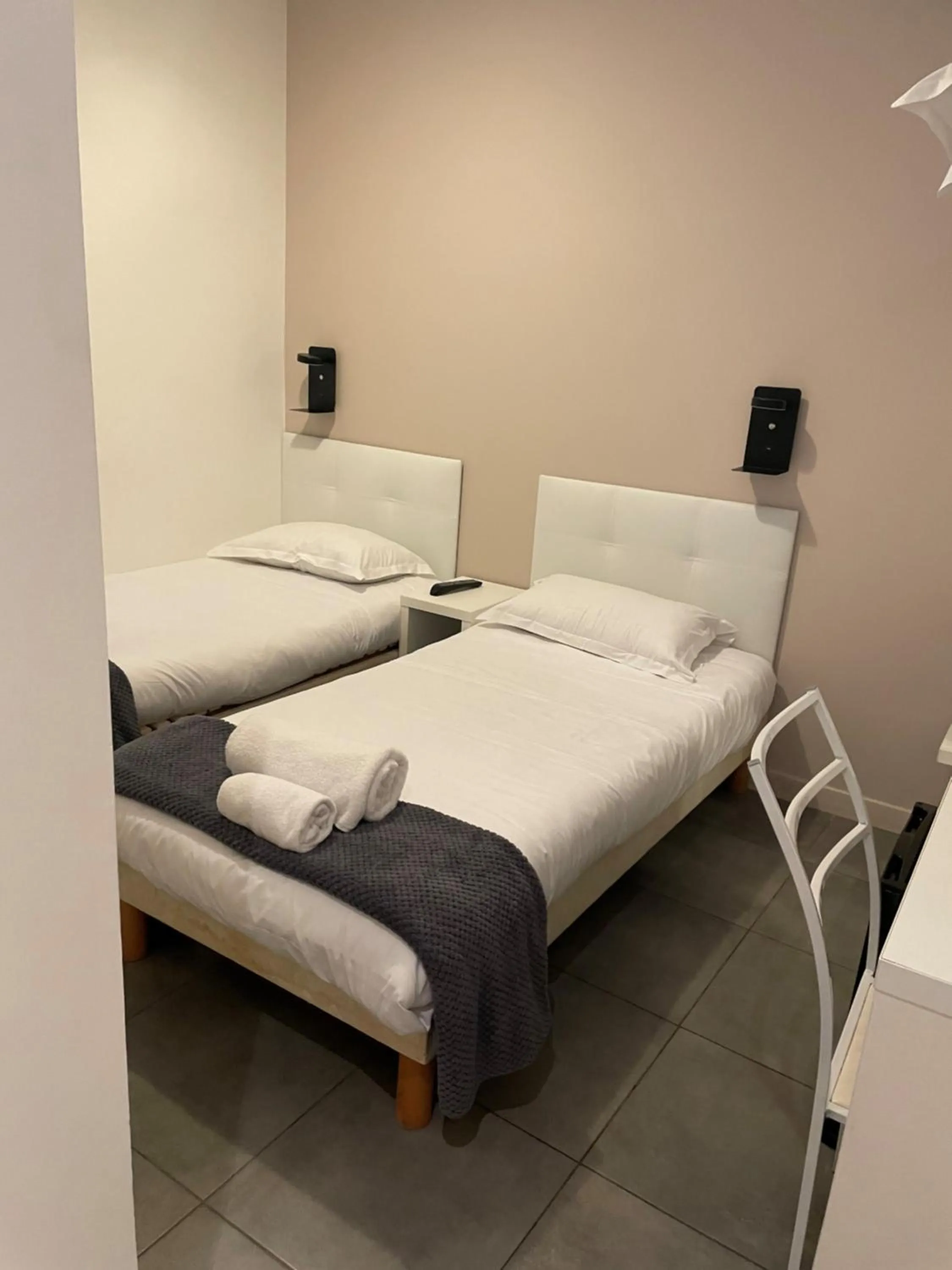 Photo of the whole room, Bed in Hôtel Anna Livia