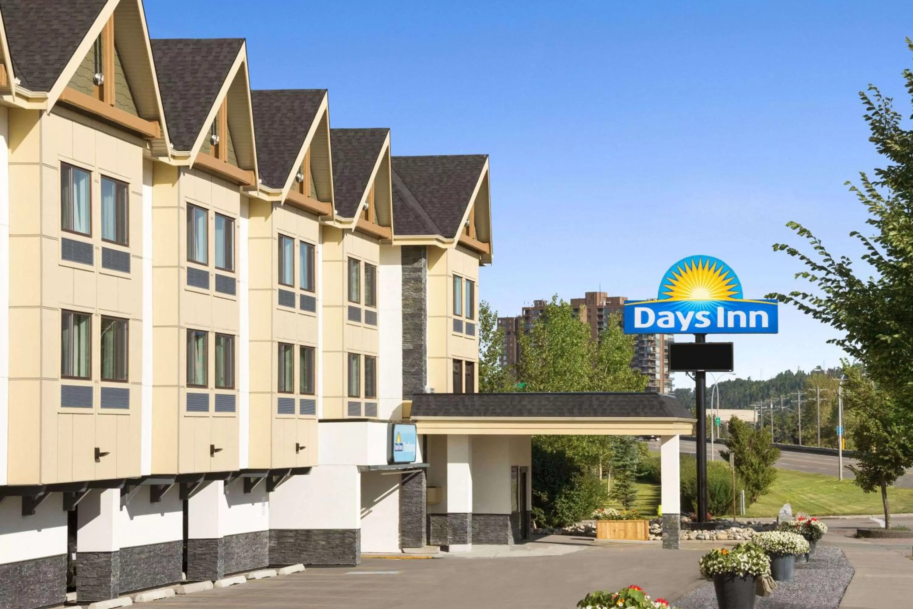 Property building in Days Inn by Wyndham Calgary Northwest